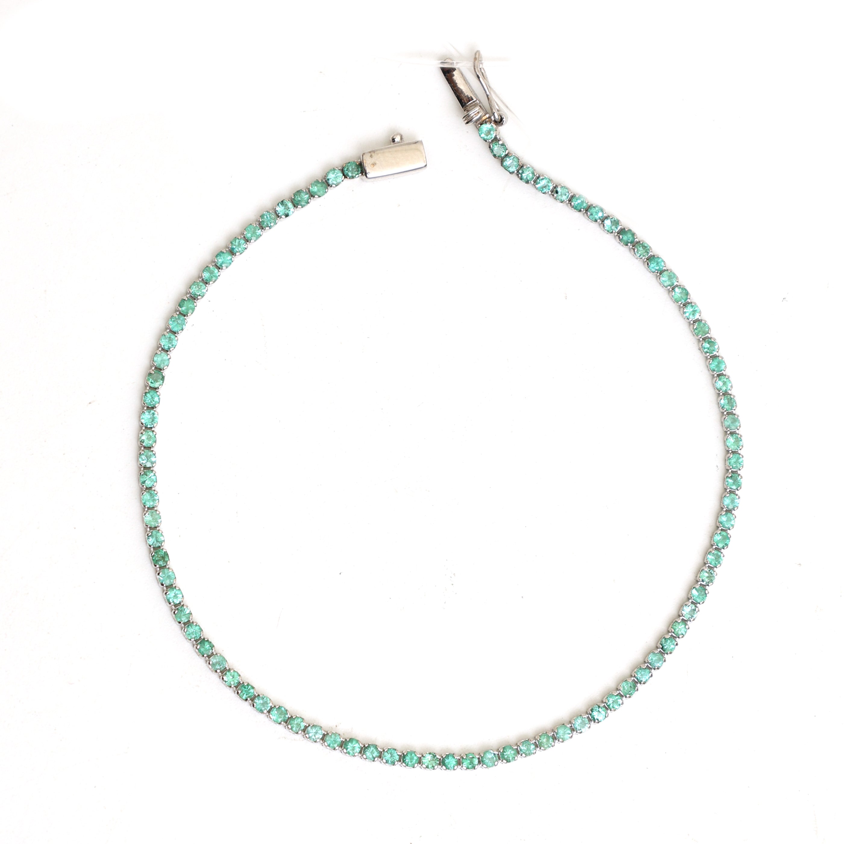 JPBRC-1025/7581 Emerald Round 1.50 Mm Thin Bracelet | 18K