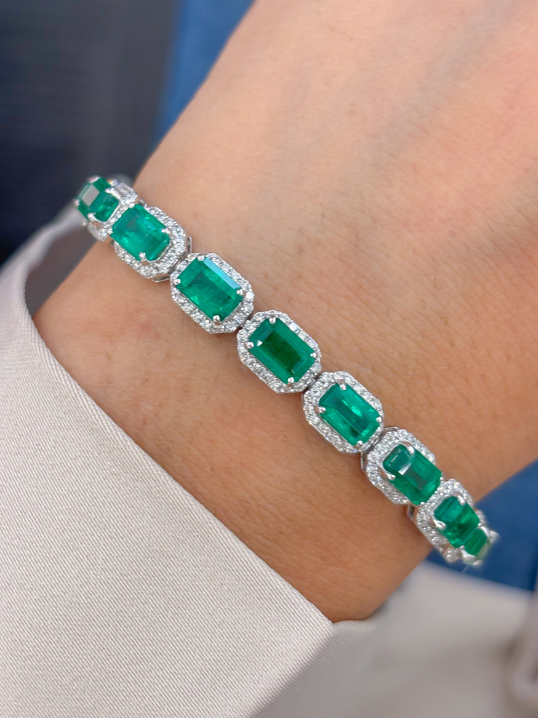 JPBRC-1030/7736 Emerald Octagon Diamond East West Bracelet | 18K