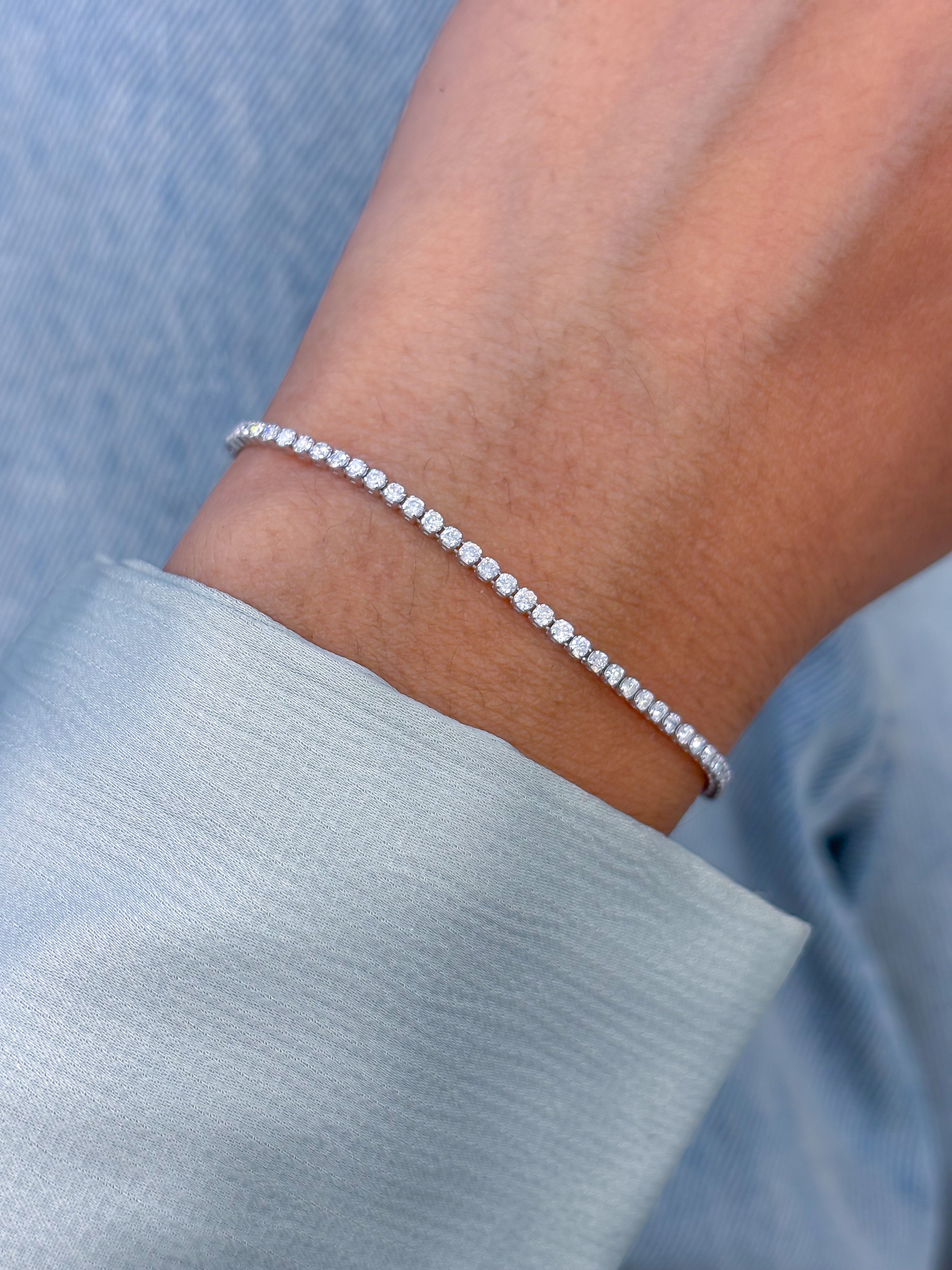 JPBRC-1082/8517 Diamond Round Thin Bracelet | 18K