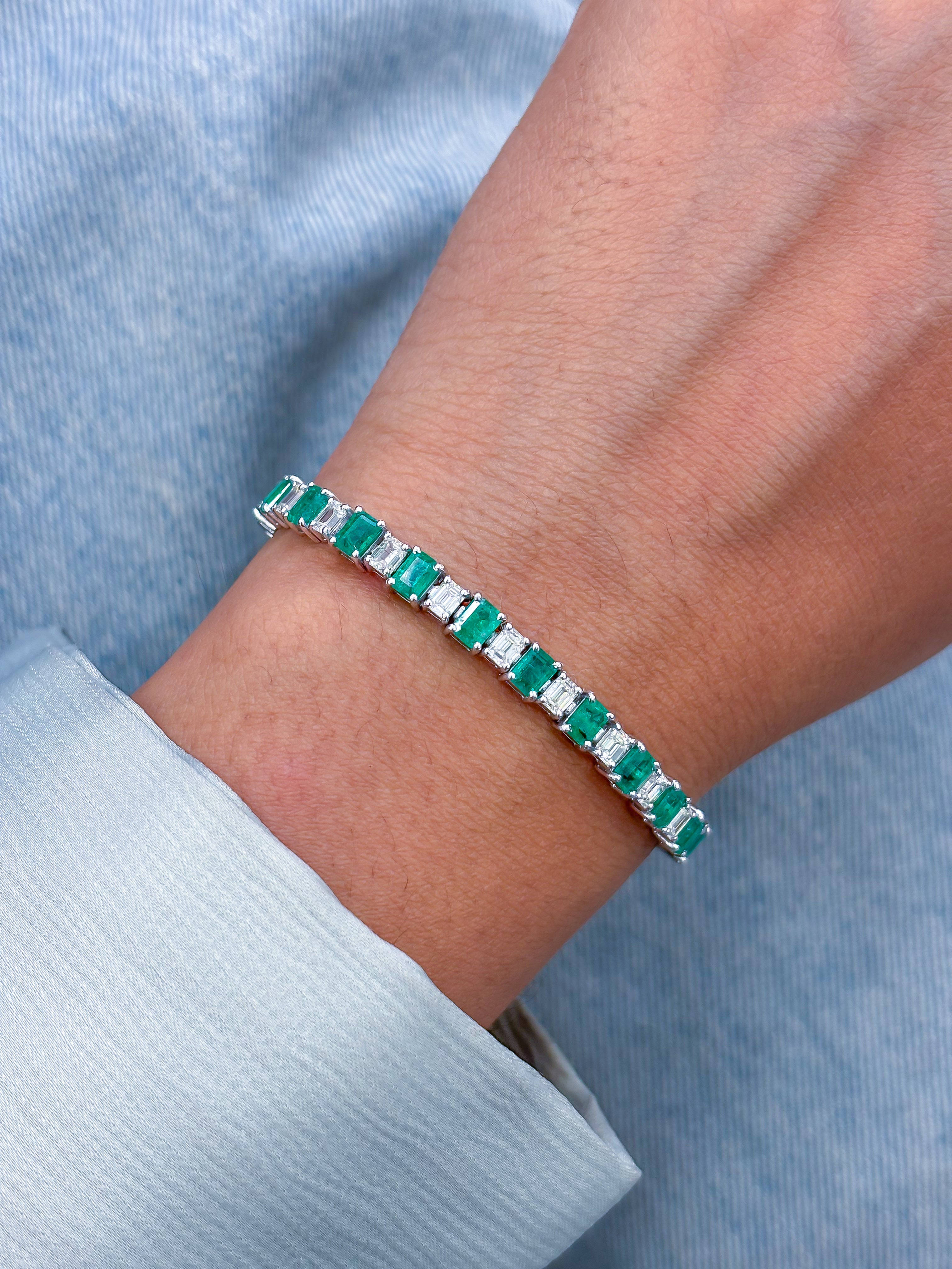 JPBRC-1122/8679 Emerald Diamond Bracelet | 18K