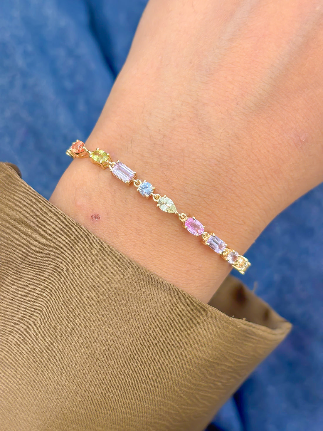 JPBRC-1154/8969 Rainbow Sapphire Pestel Mix Shape Bracelet | 14K