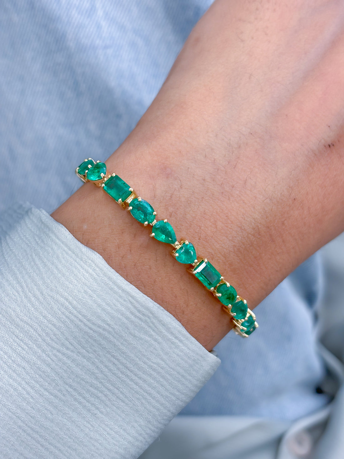 JPBRC-1191/9923 Emerald Bracelet | 18K