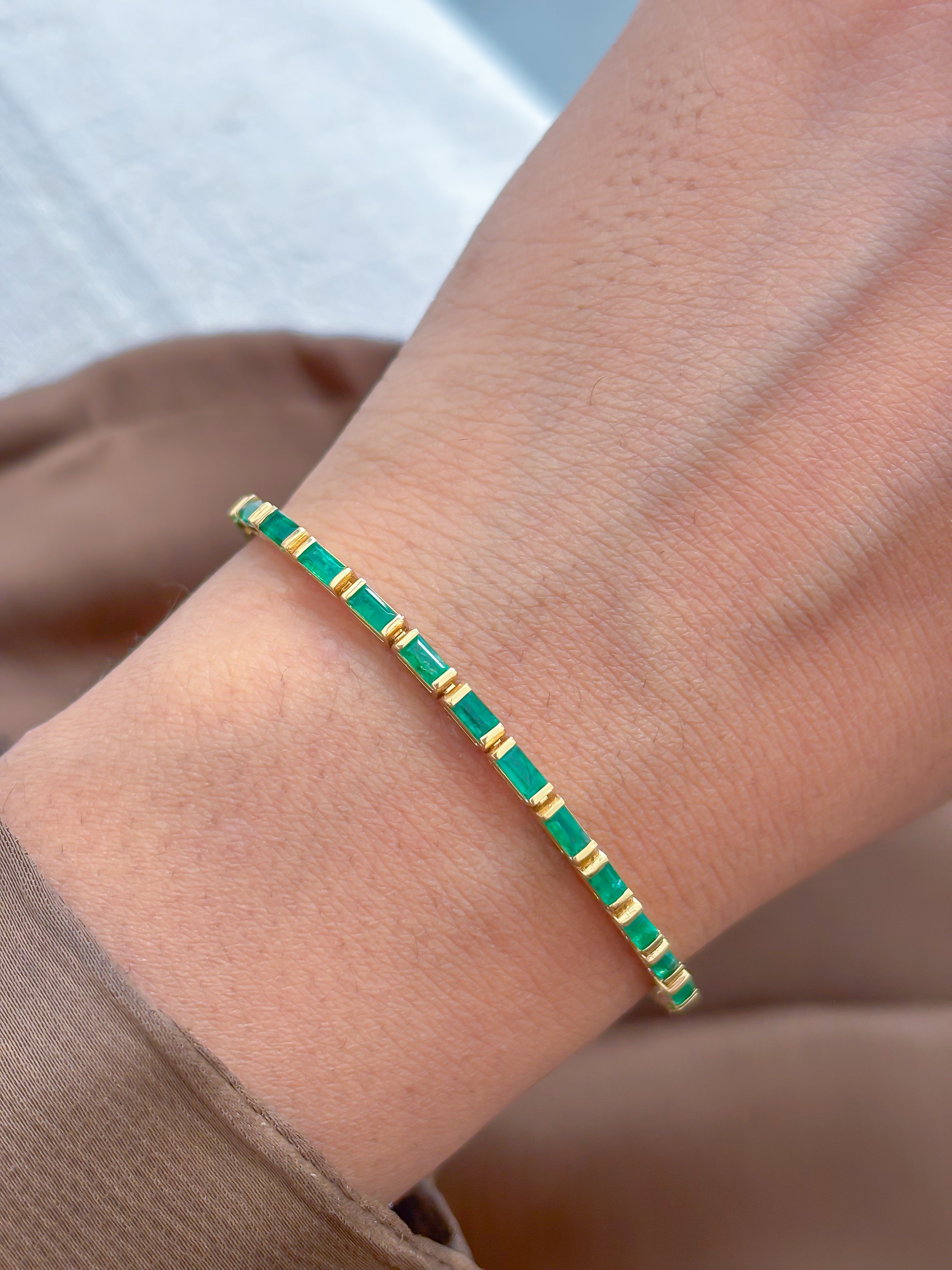 JPBRC-1216/10270 Emerald Bracelet | 18K