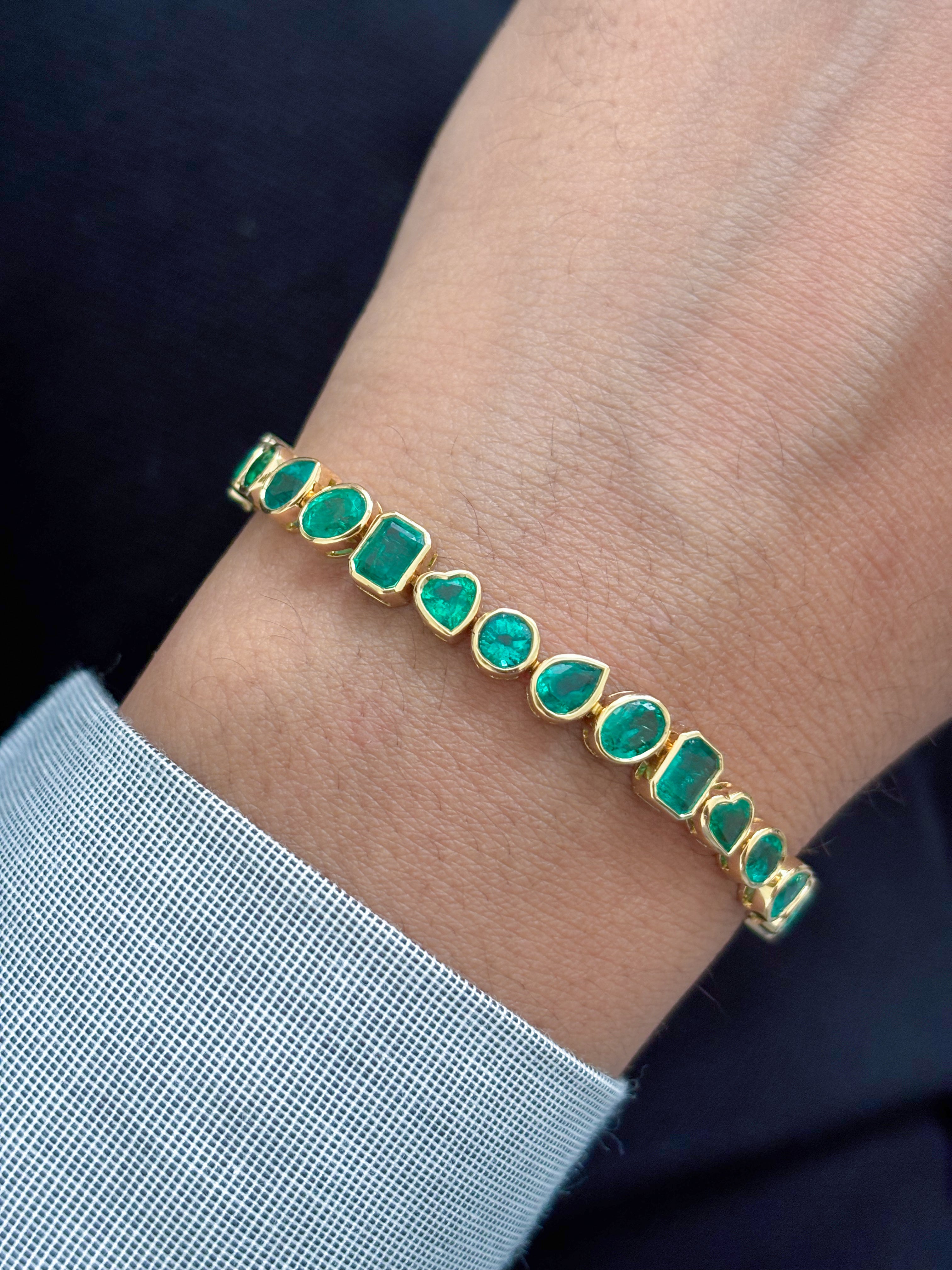 JPBRC-1236/10701 Emerald Bracelet | 18K