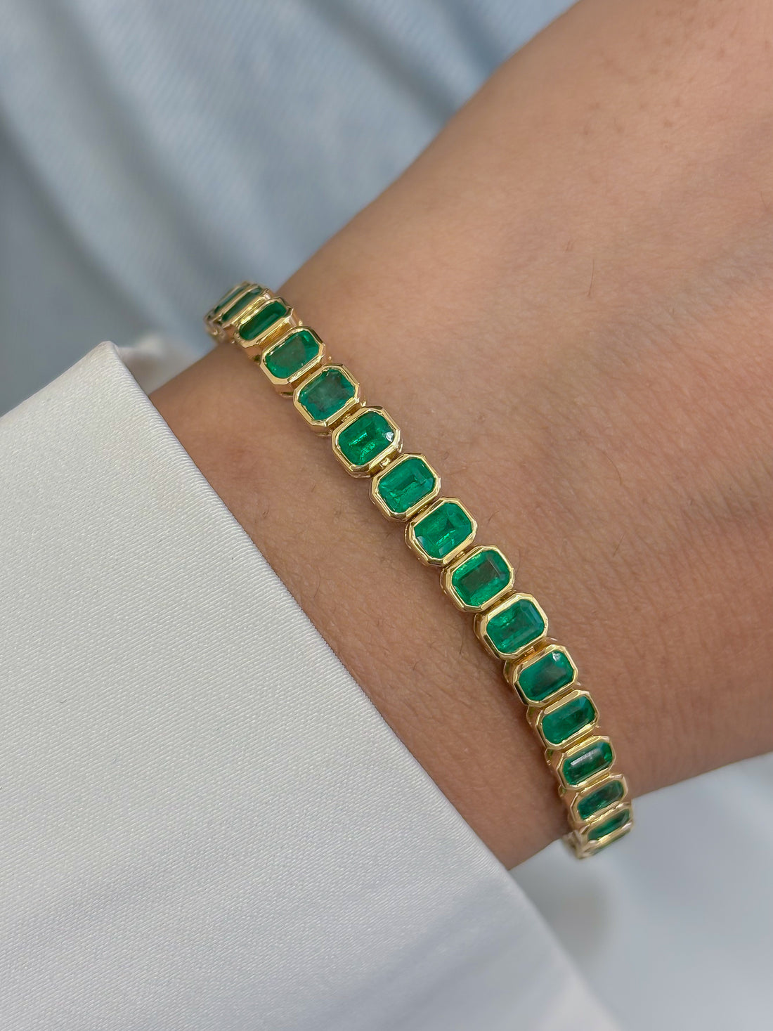 JPBRC-1293/12062 Emerald Bracelet | 18K