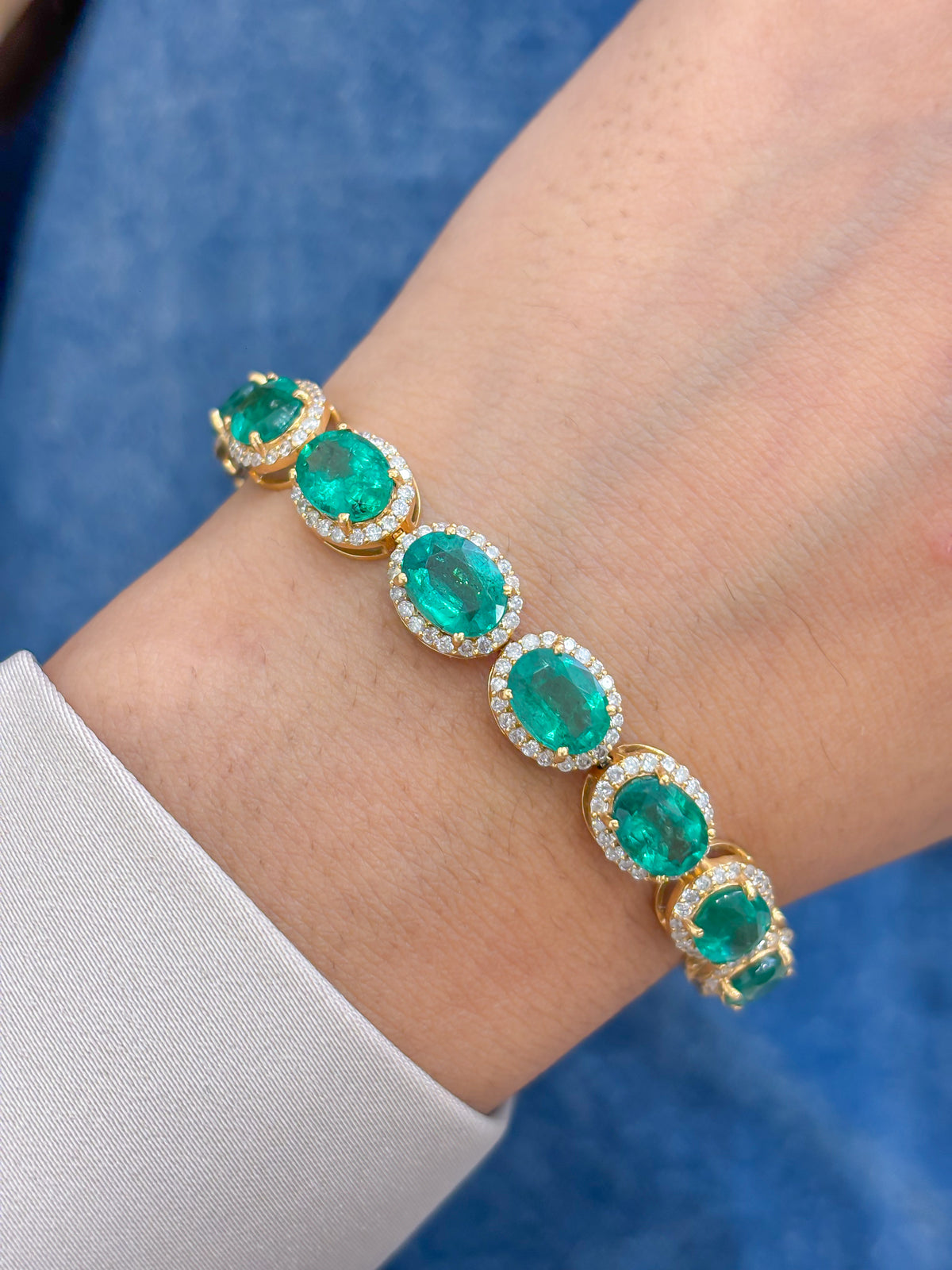 JPBRC-244/1210 Emerald Bracelet | 18K