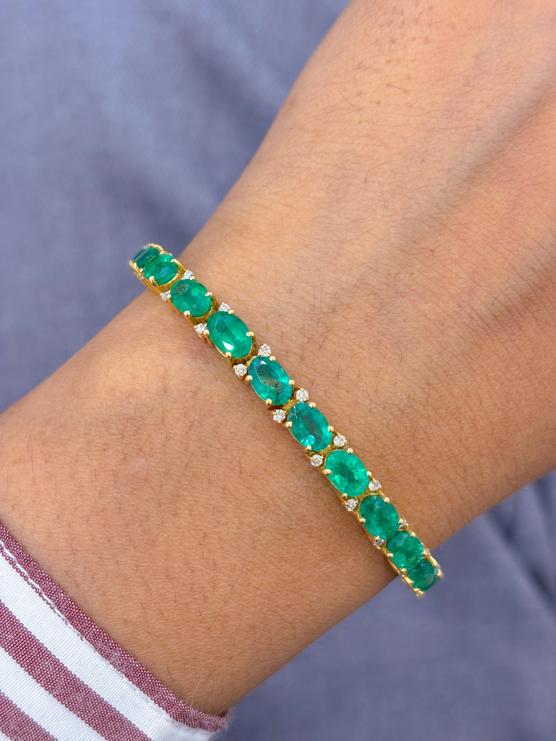 JPBRC-622/4424 Emerald Oval 6X4 With Alternate Diamond Bracelet | 18K