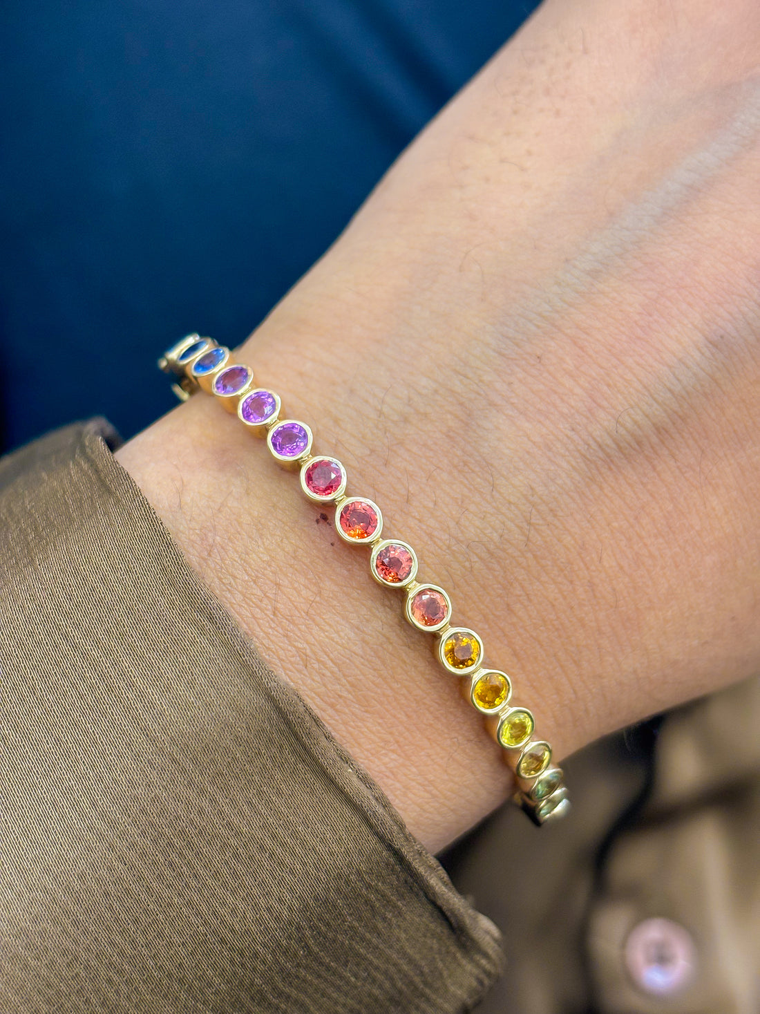 JPBRC-719/5151 Rainbow Sapphire Round 4Mm Bezal Half Bangle | 14K