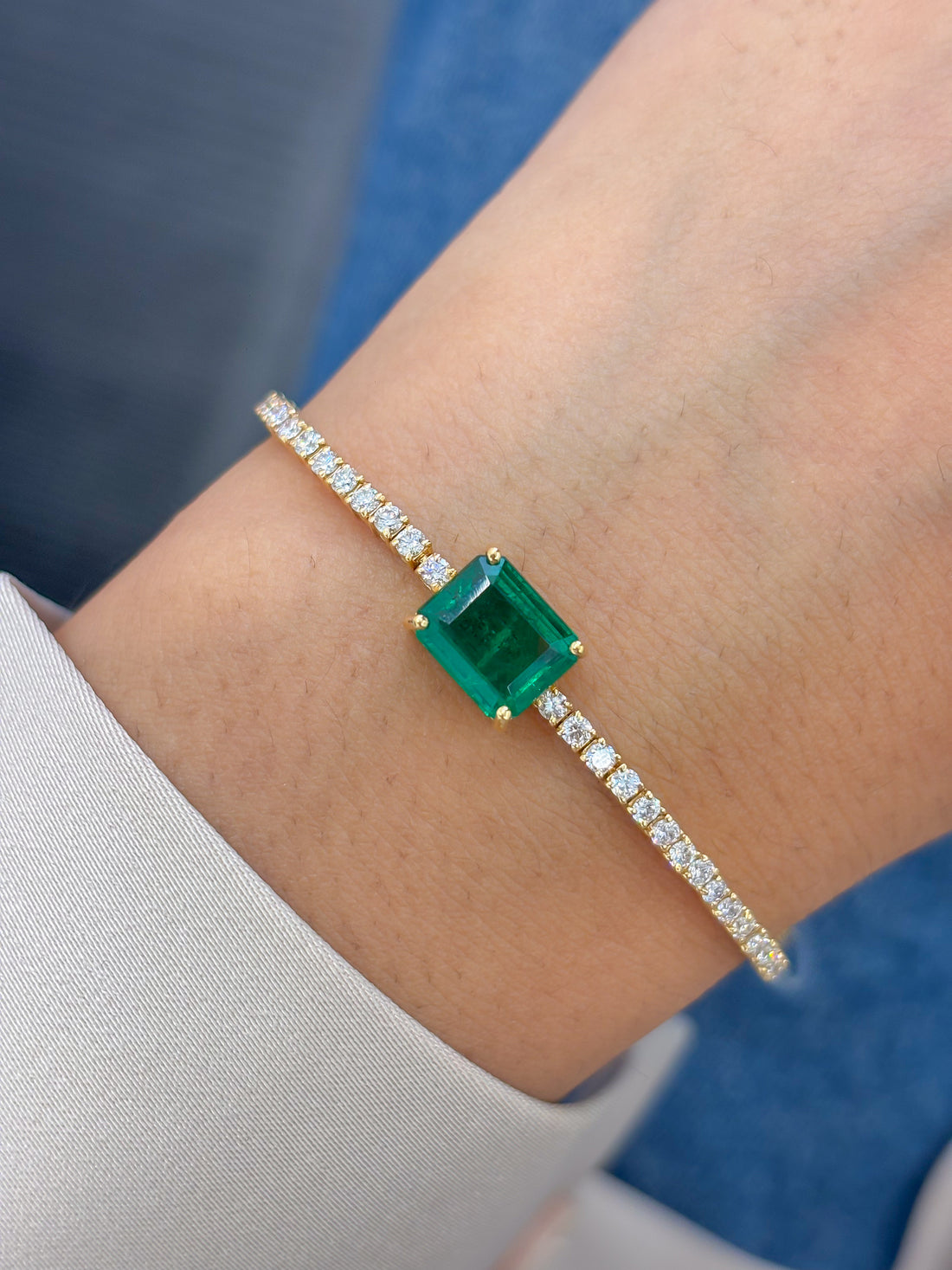 JPBRC-882/6280 Emerald Octagon With Diamond Bracelet | 18K