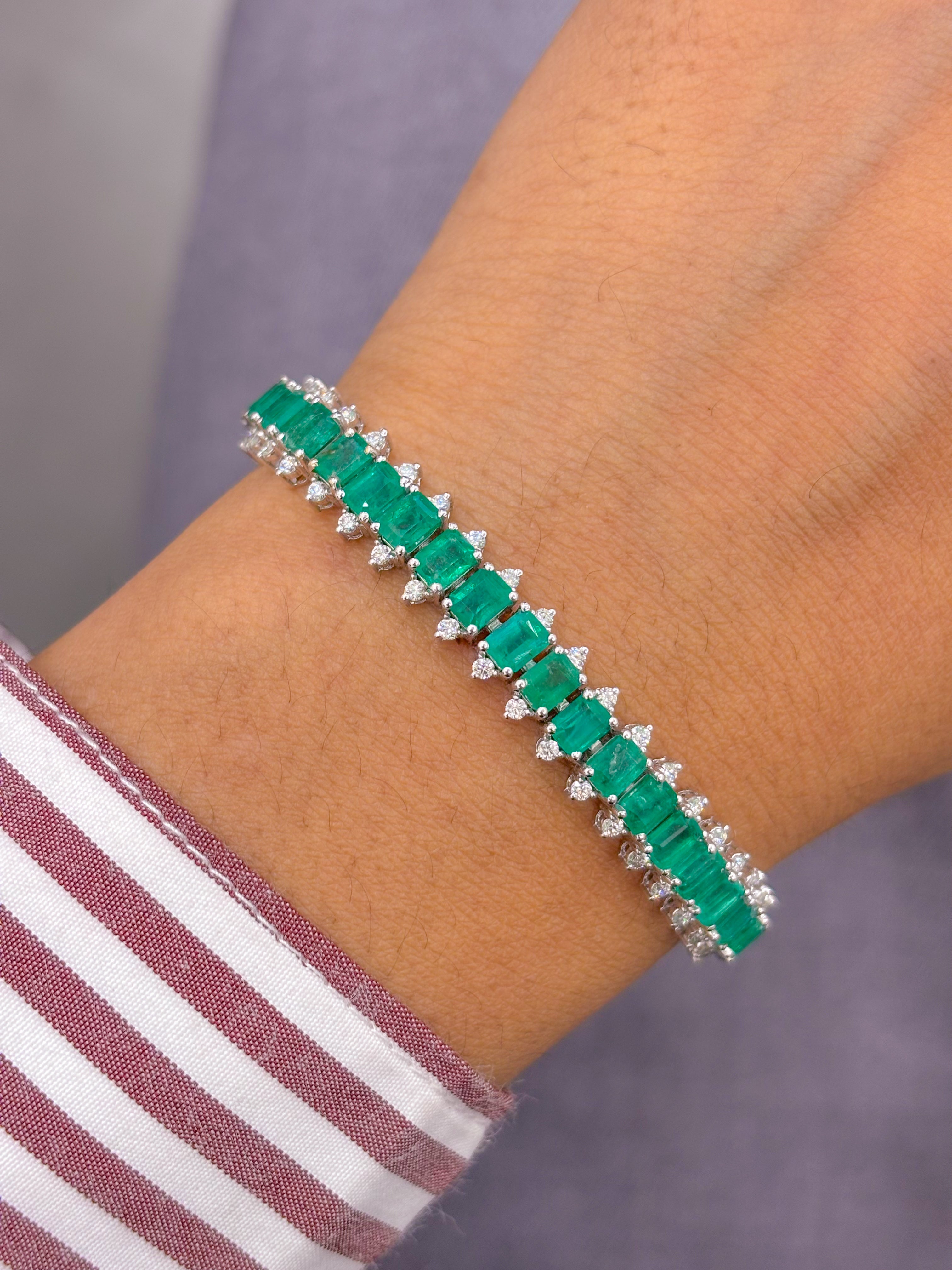 JPBRC-974/6863 Emerald Octagon 4X3  With Diamond Bracelet | 18K