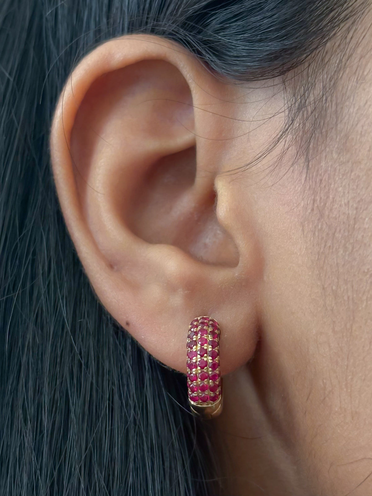 JPERG-1082/5059 Ruby Round Pave Hoops Earring | 14K
