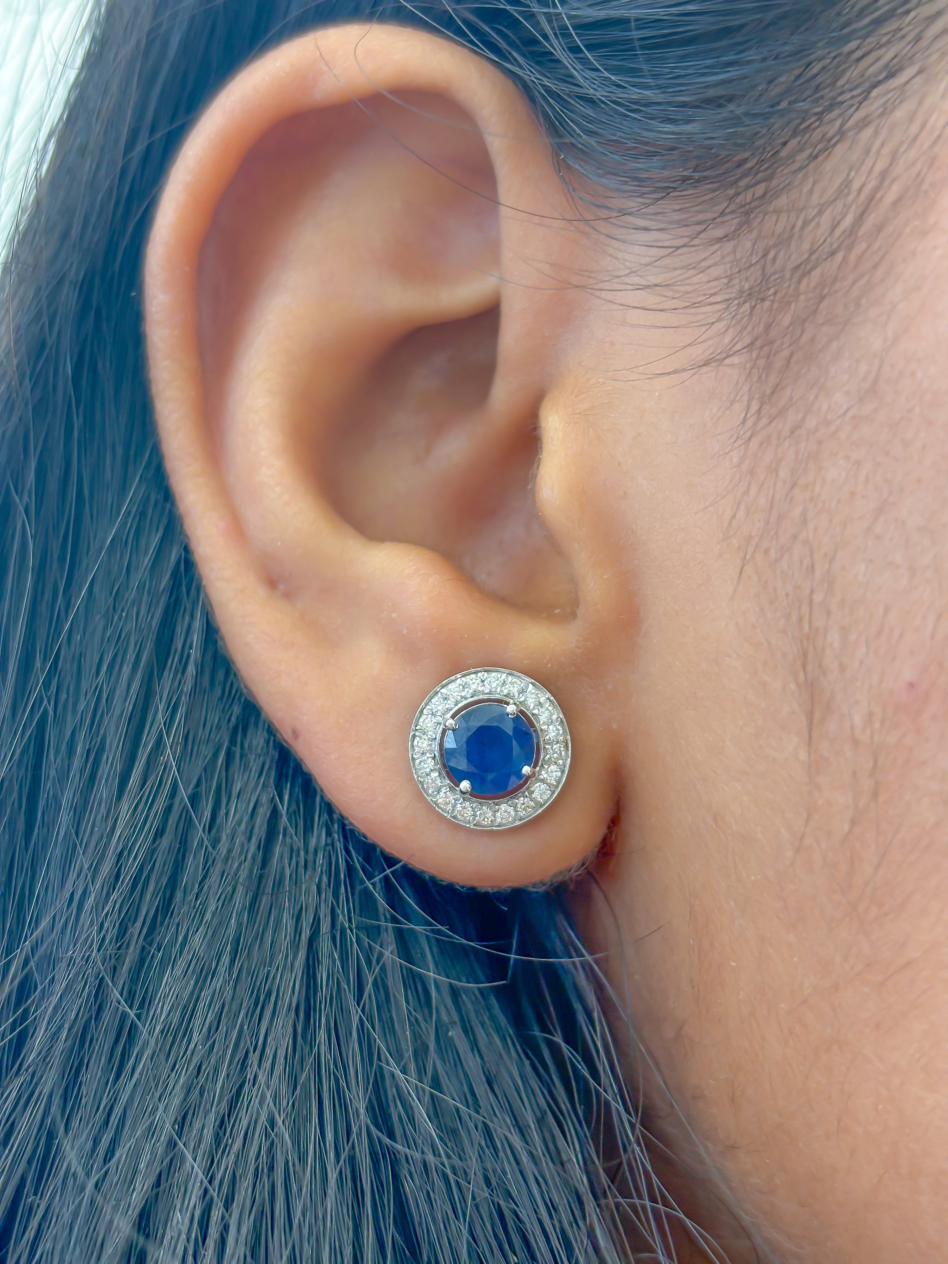 JPERG-1457/5889 Blue Sapphire Round With Diamond Studs Earring | 14K