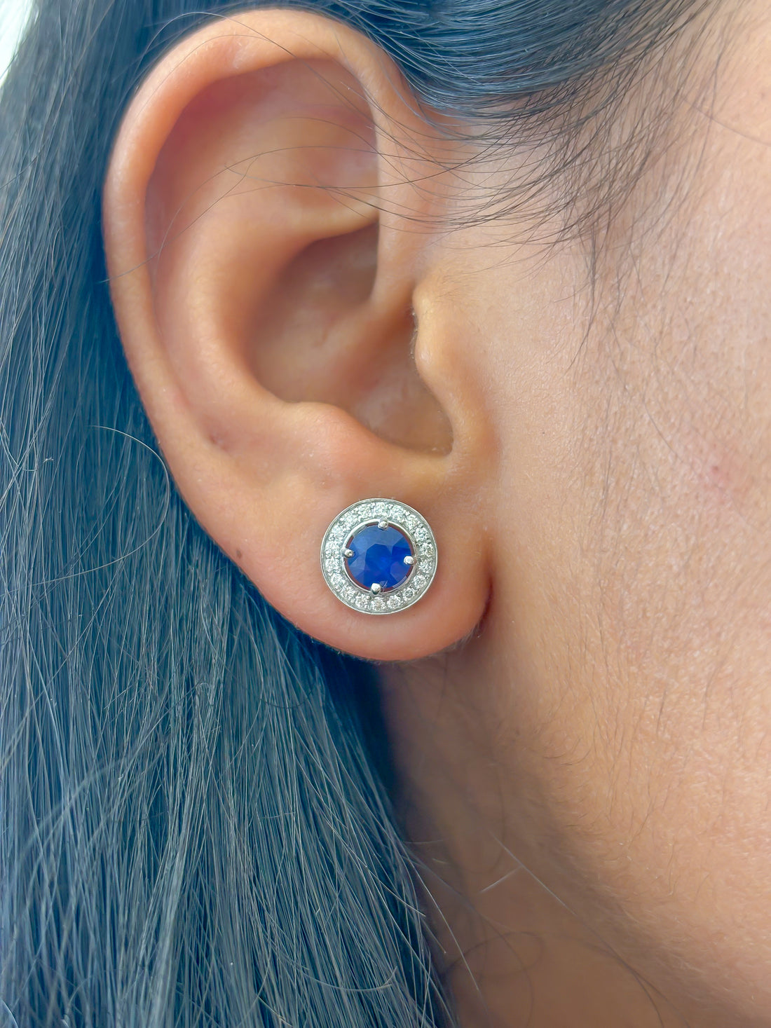 JPERG-1532/6118 Blue Sapphire Round 5.50Mm With Diamond Studs Earring | 14K