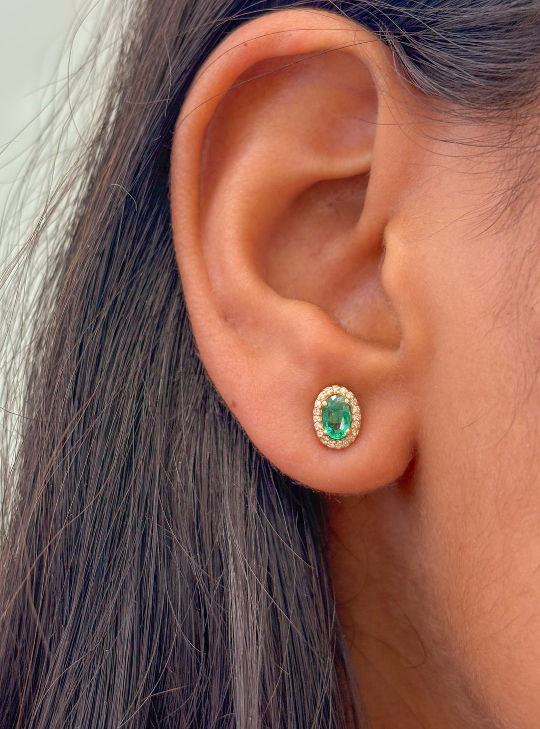 JPERG-1712/6668 Emerald  Oval With Diamond Studs Earring | 18K