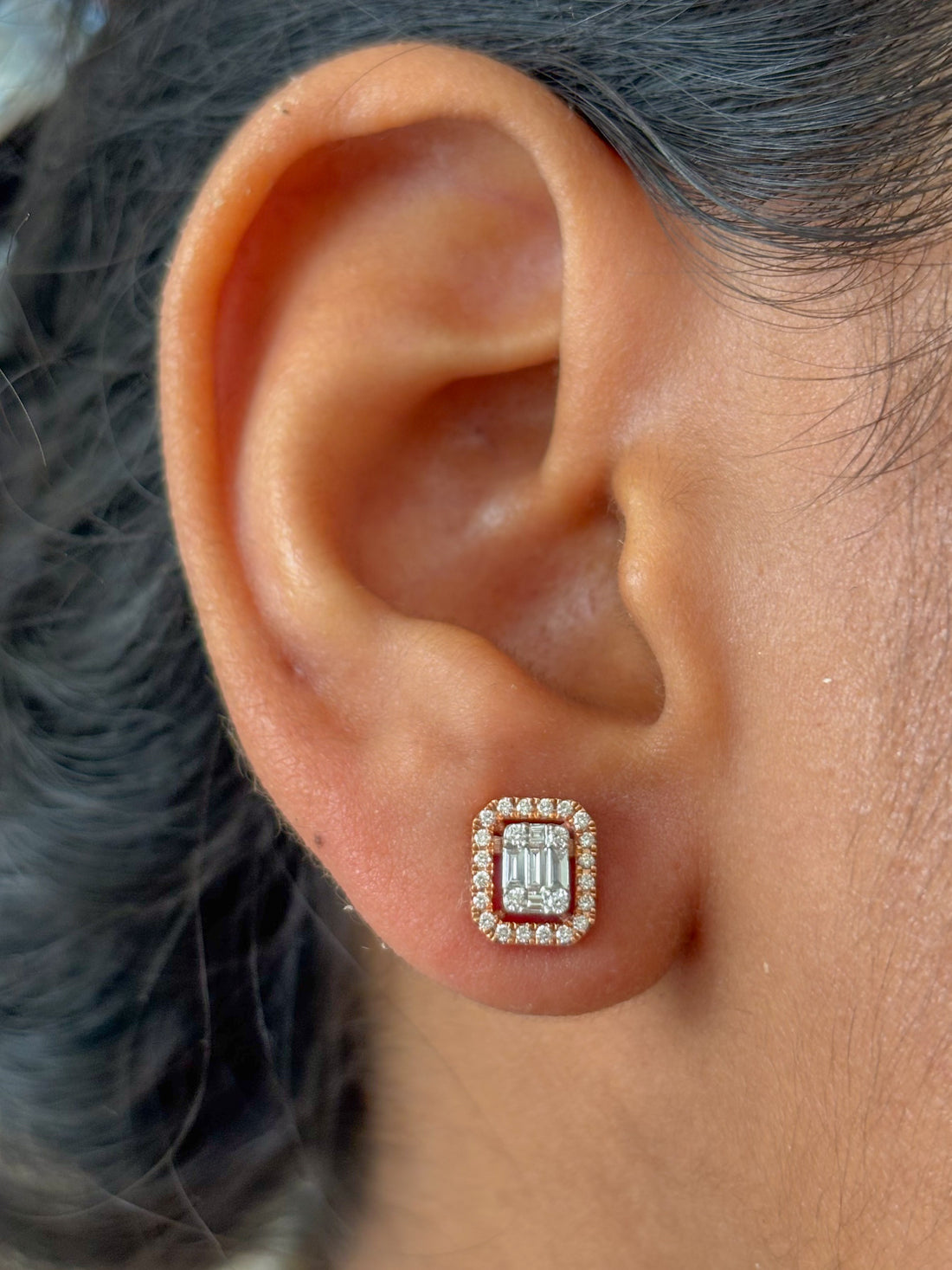 JPERG-1768/6747 Diamond Octagon Studs Earring | 18K