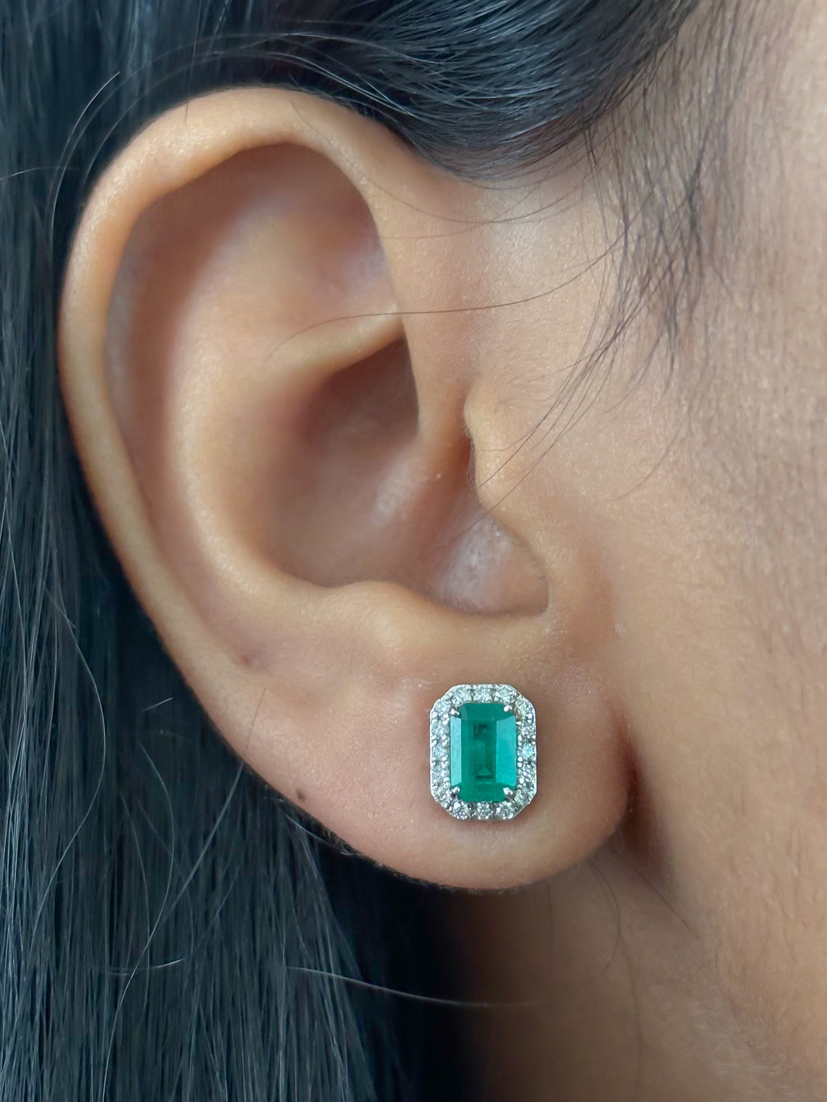 JPERG-1789/6774 Emerald Octagon With Diamond Studs Earring | 18K