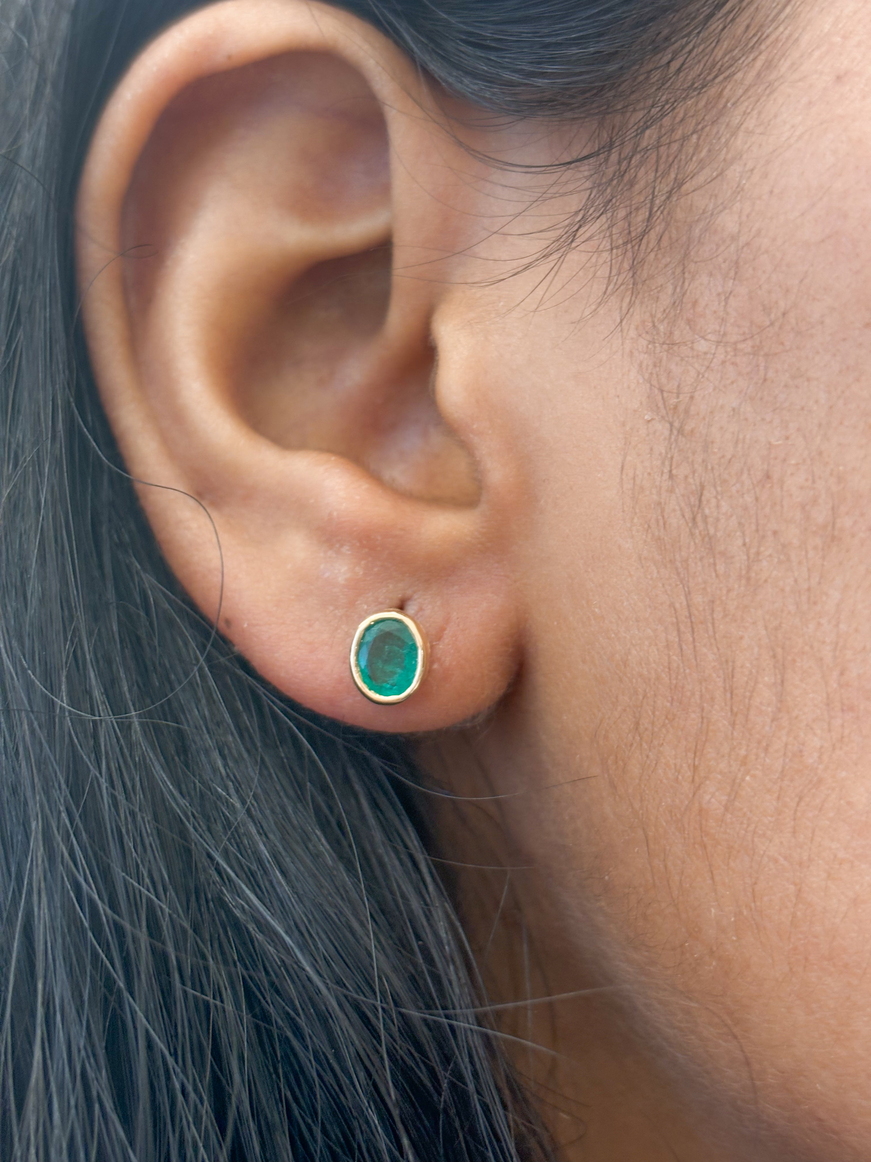 JPERG-1817/6849 Emerald Oval Bezel Set Studs Earring | 14K