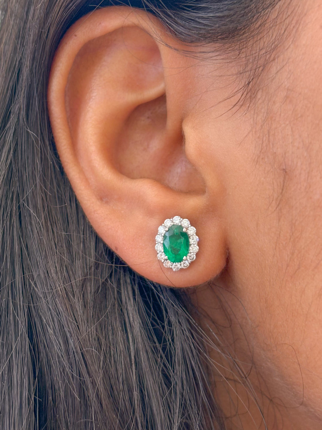 JPERG-1861/6983 Emerald Oval With Diamond Studs Earring | 18K