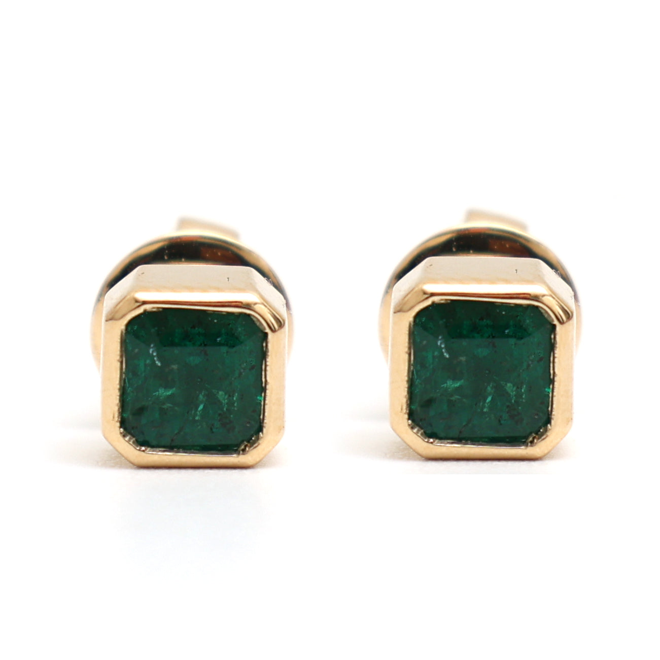 JPERG-1869/7006 Emerald Square Octagon Bezel Set Studs Earring | 18K