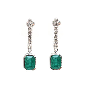 JPERG-1998/7360 Emerald Octagon With Diamond Dangling Earring | 18K