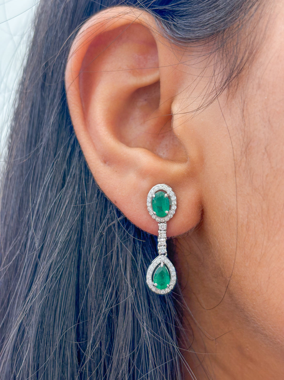 JPERG-1999/7361 Emerald Pear Oval  With Diamond Dangling Earring | 18K