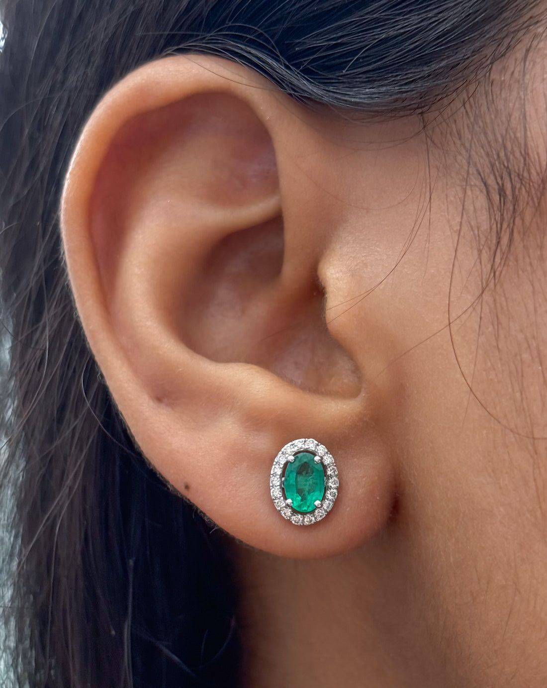 JPERG-2005/7375 Emerald Oval Halo Diamond Studs | 18K