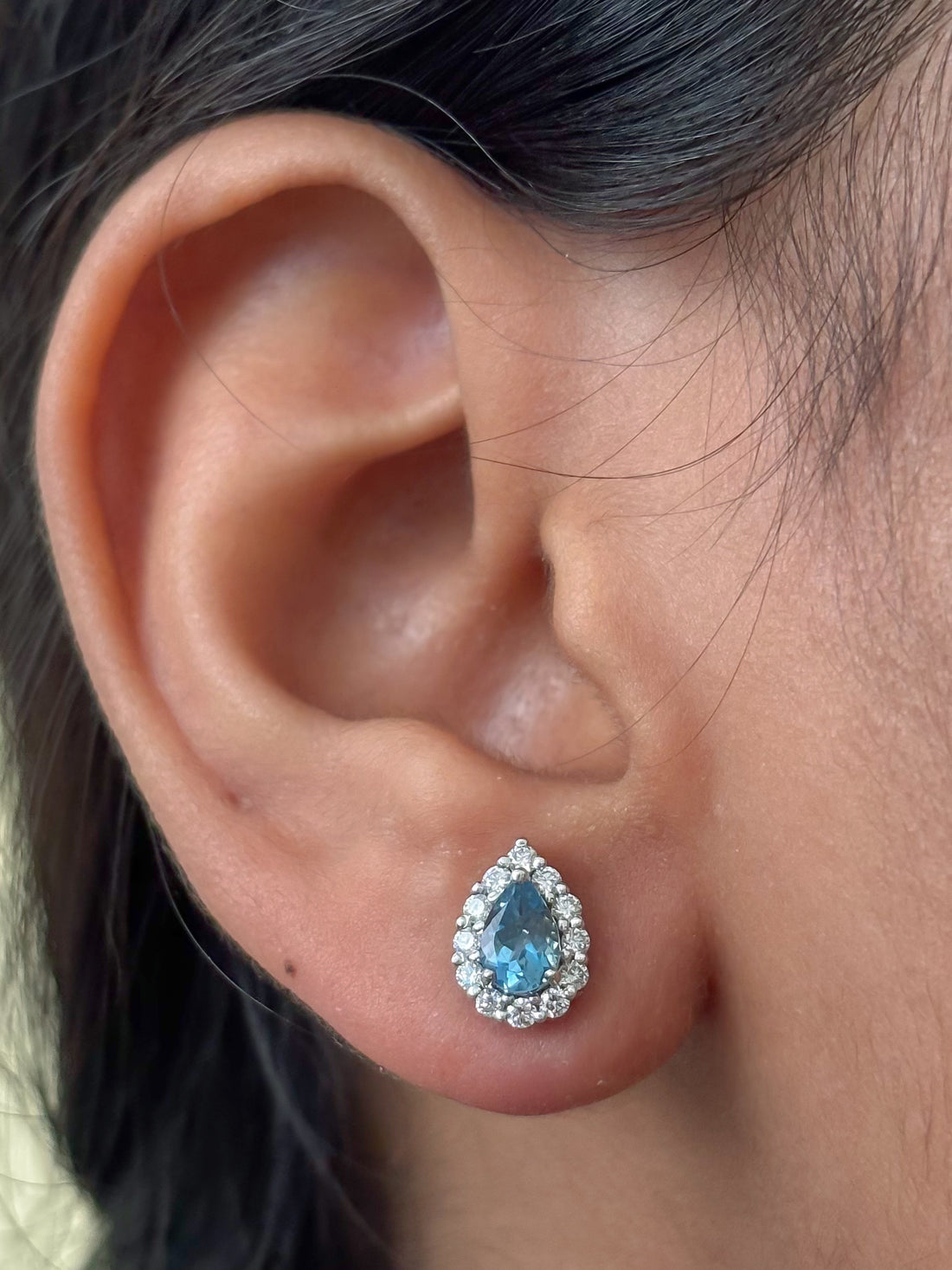 JPERG-2014/7406 Aquamarine Diamond Halo Studs Earring | 18K