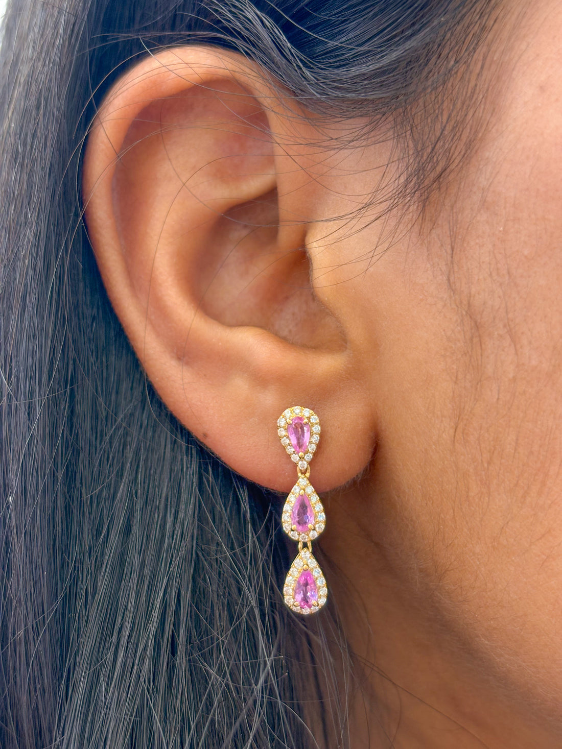 JPERG-2056/7601 Pink Sapphire Pear Diamond Dangling Earring | 18K