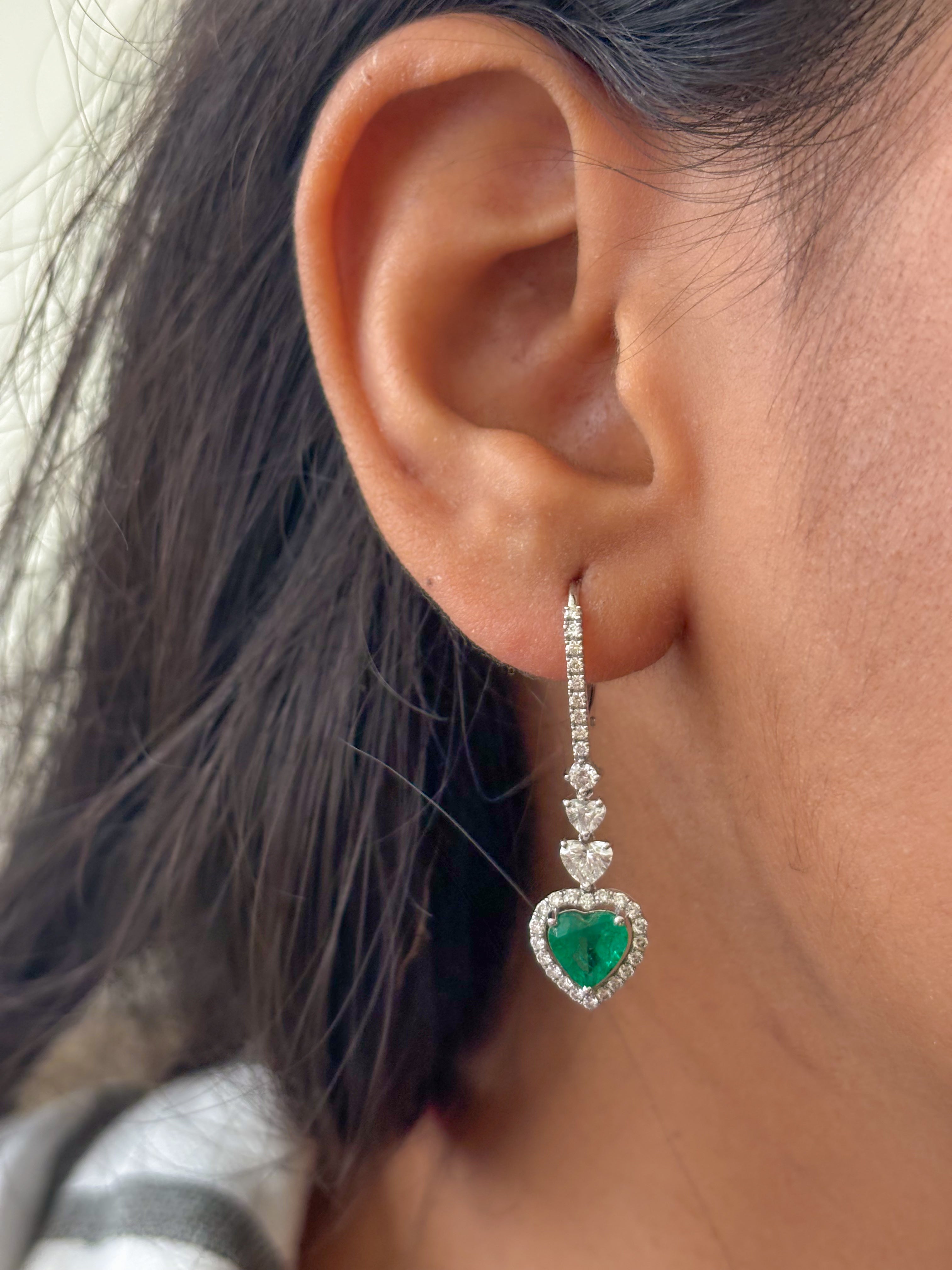 JPERG-2059/7627 Emerald Heart Diamond Dangling Earring | 18K