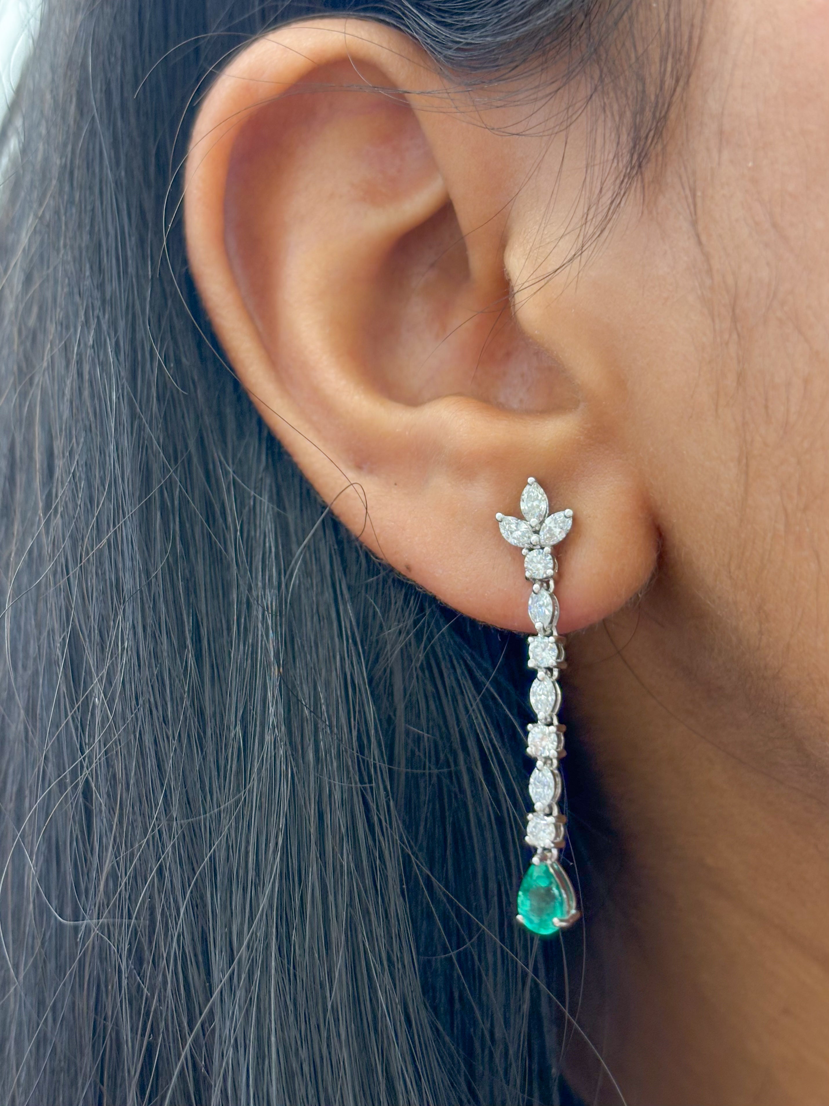 JPERG-2107/7708 Emerald Pear Diamond Dangling Earrings | 18K