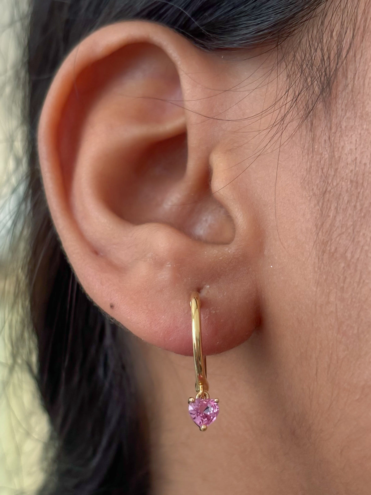 JPERG-2122/7752 Pink Sapphire Heart Huggies Earring | 18K