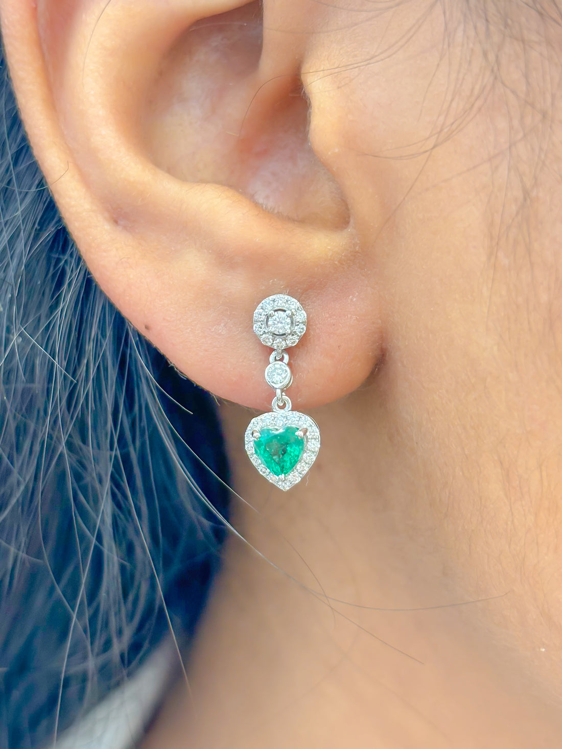 JPERG-3337/8551 Emerald Diamond Earring | 18K