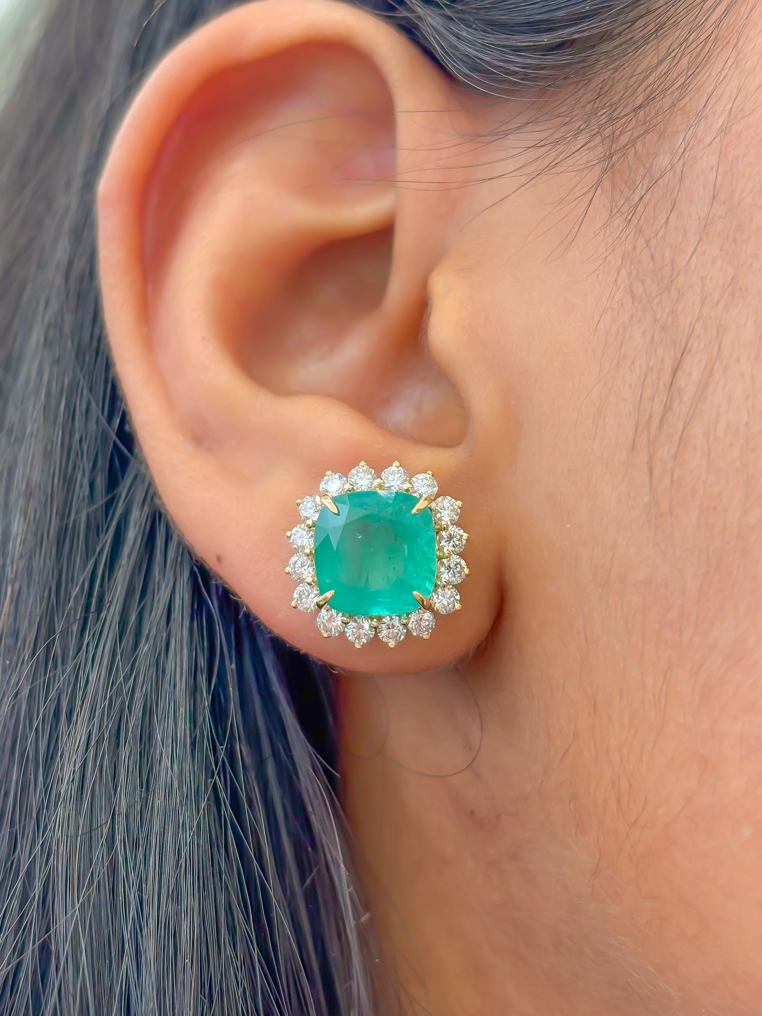 JPERG-3463/8965 Emerald Diamond Earring | 14K