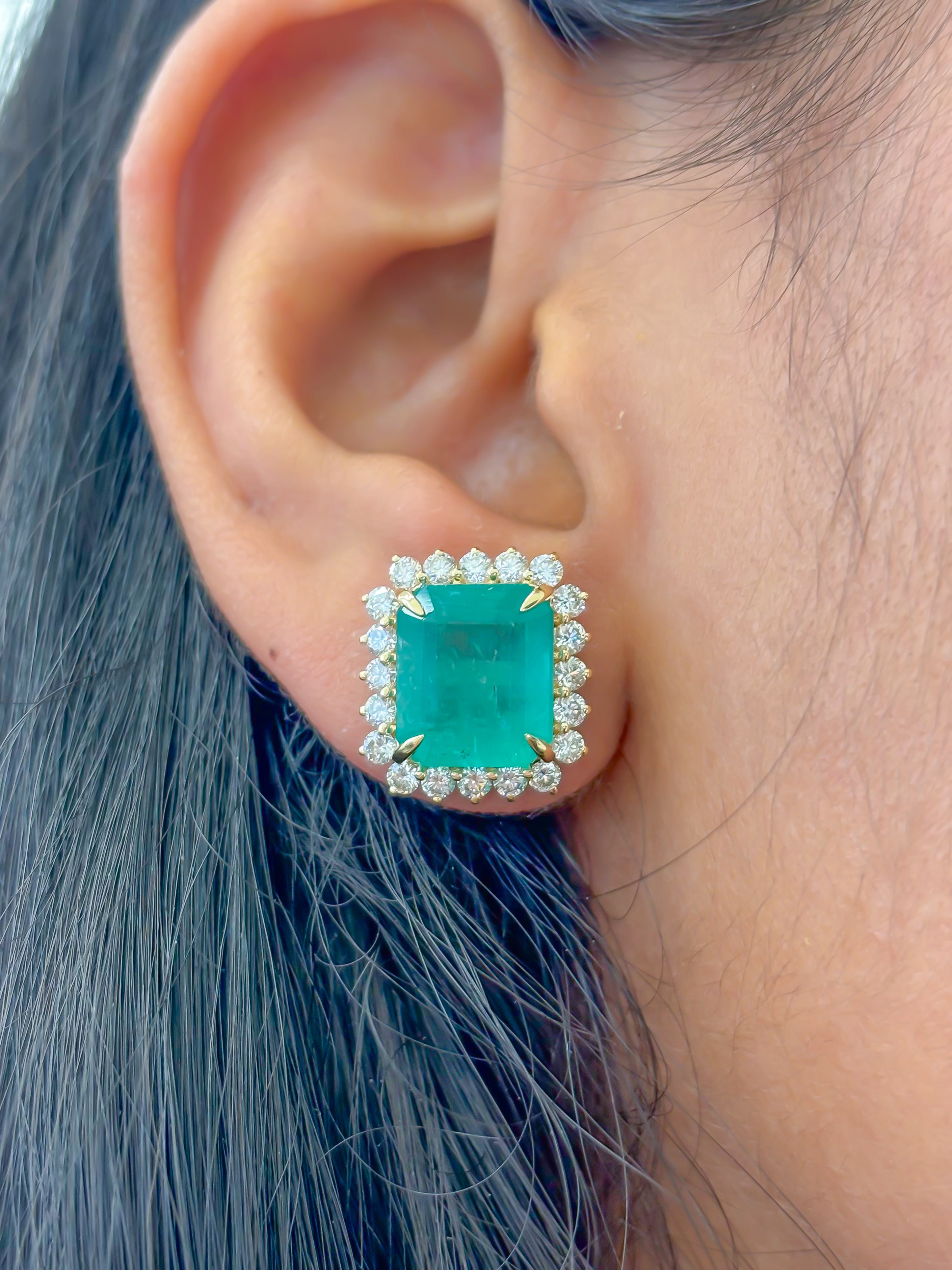 JPERG-3464/8966 Emerald Diamond Earring | 14K