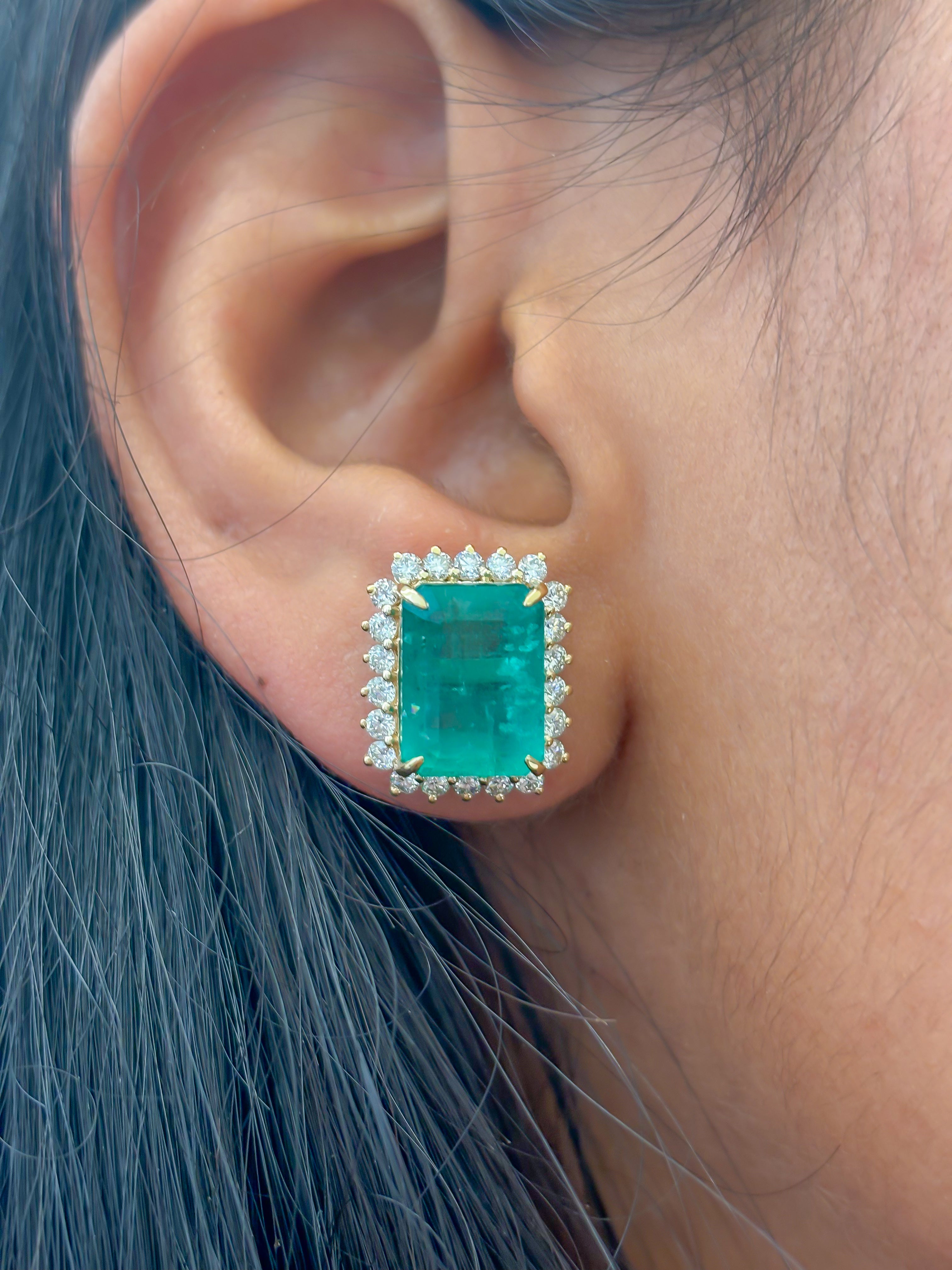JPERG-3466/8977 Emerald Diamond Earring | 14K