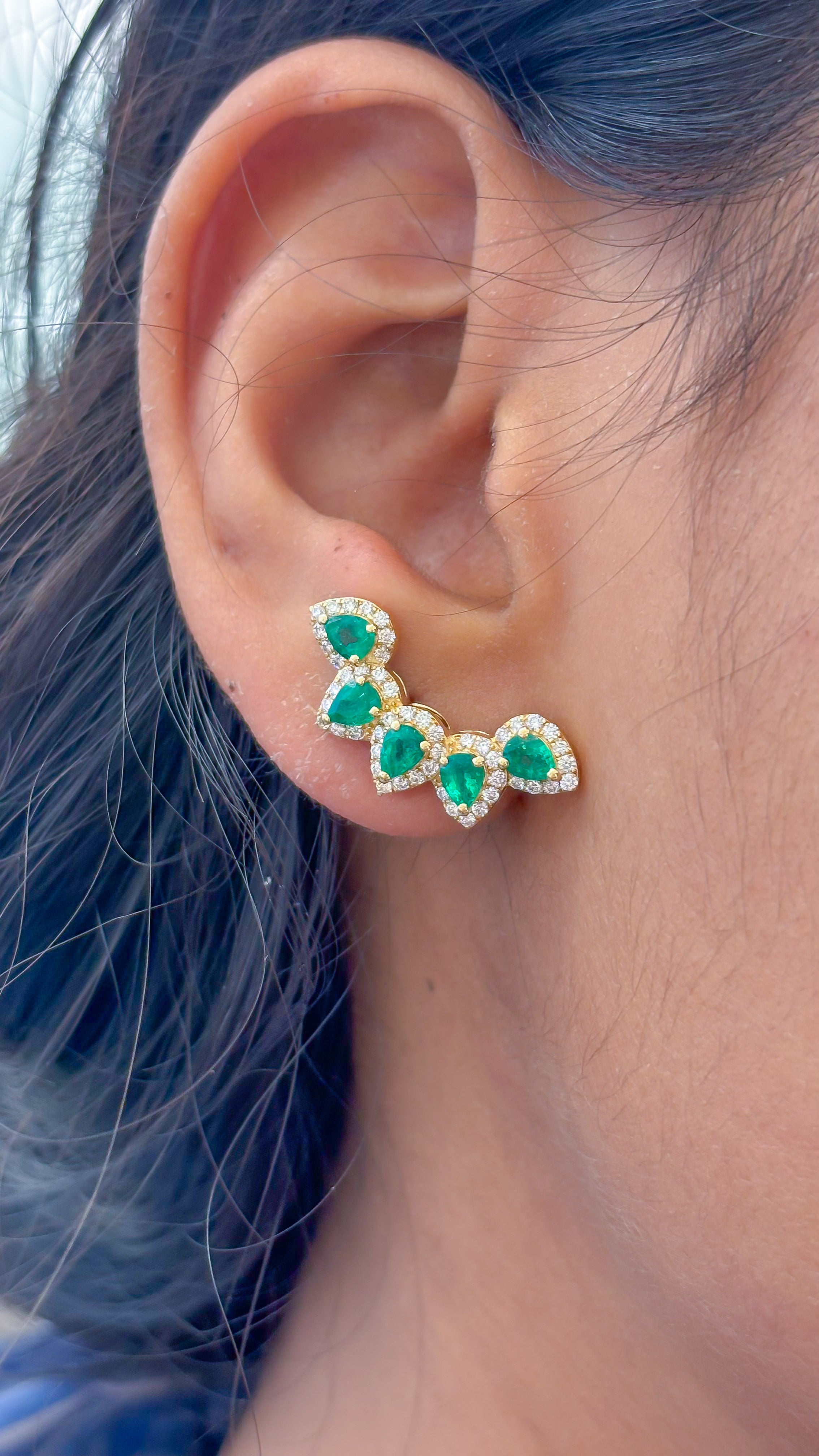 JPERG-3474/9057 Emerald Diamond Earring | 18K