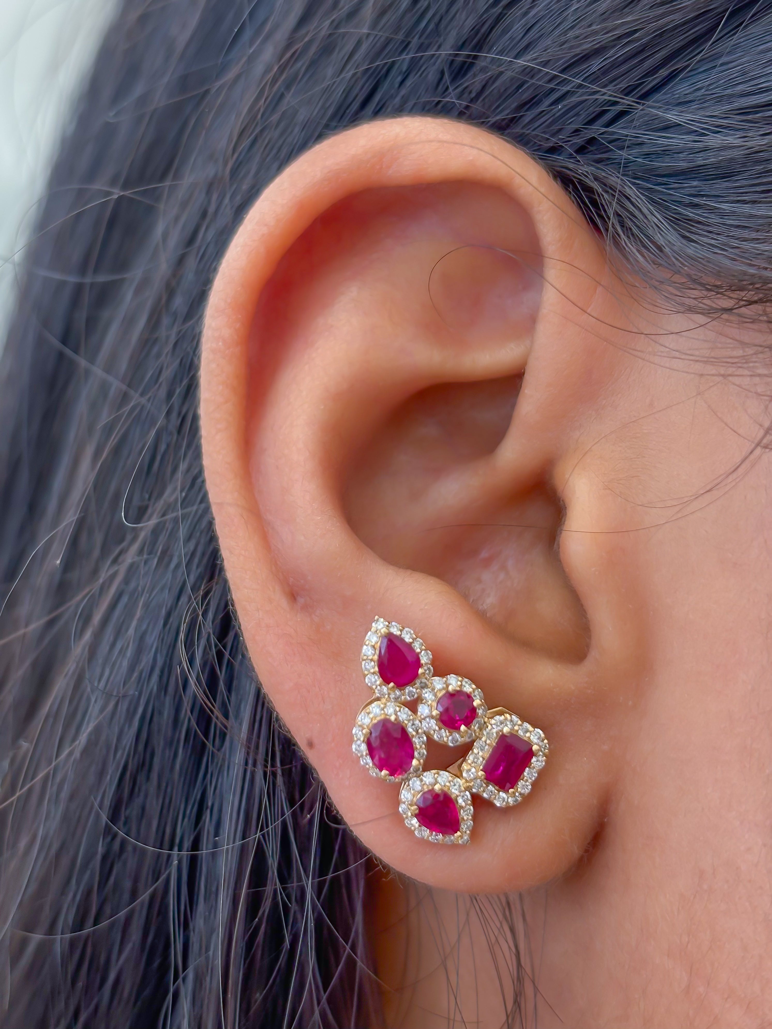 JPERG-3589/9793 Ruby Diamond Earring | 18K