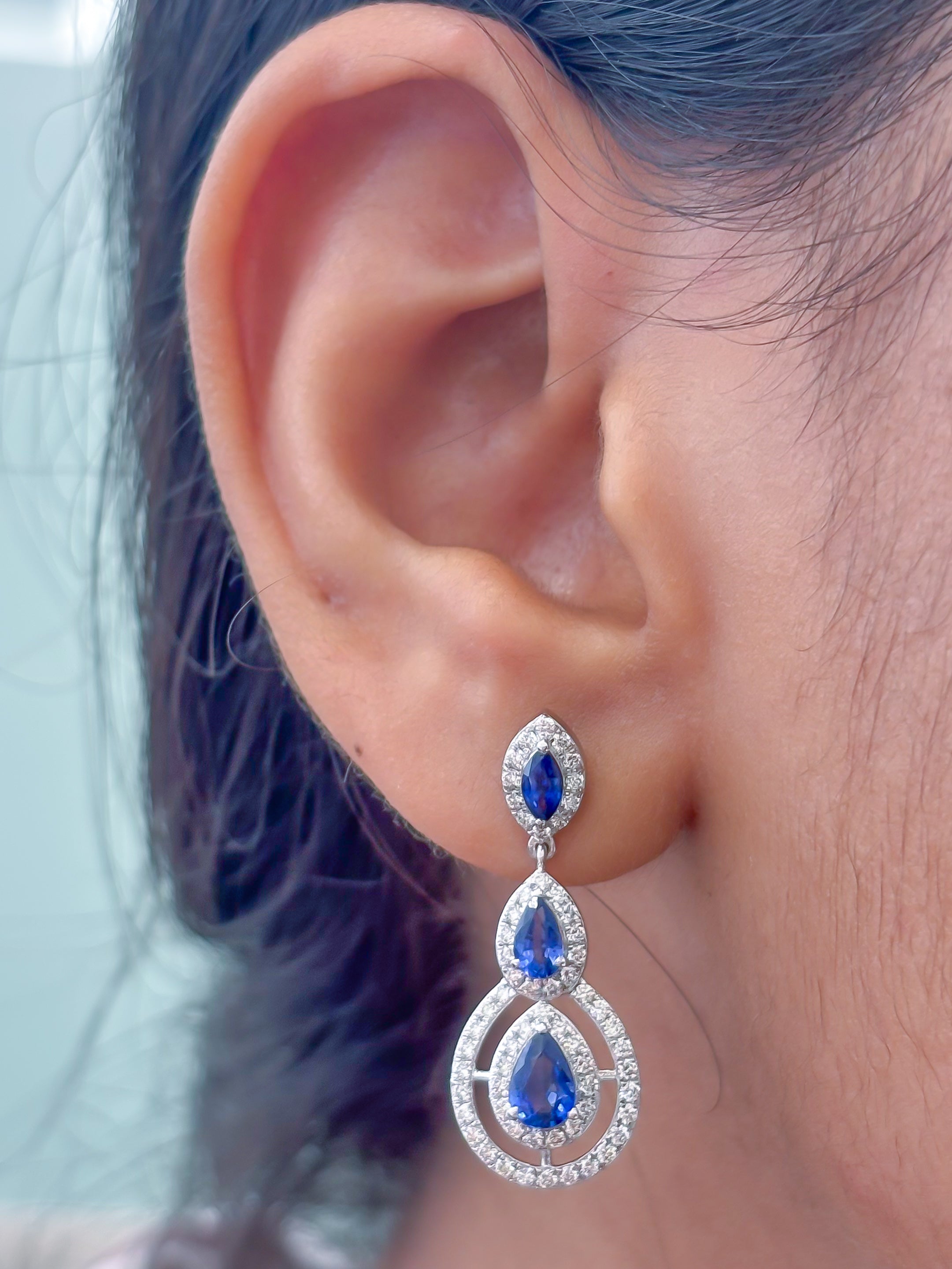 JPERG-3623/9964 Blue Sapphire Diamond Earring | 18K