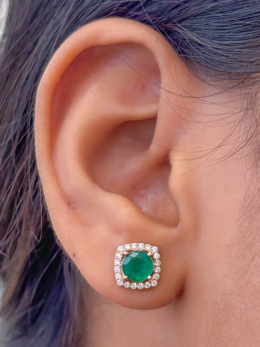 JPERG-3639/10003 Emerald Diamond Earring | 18K