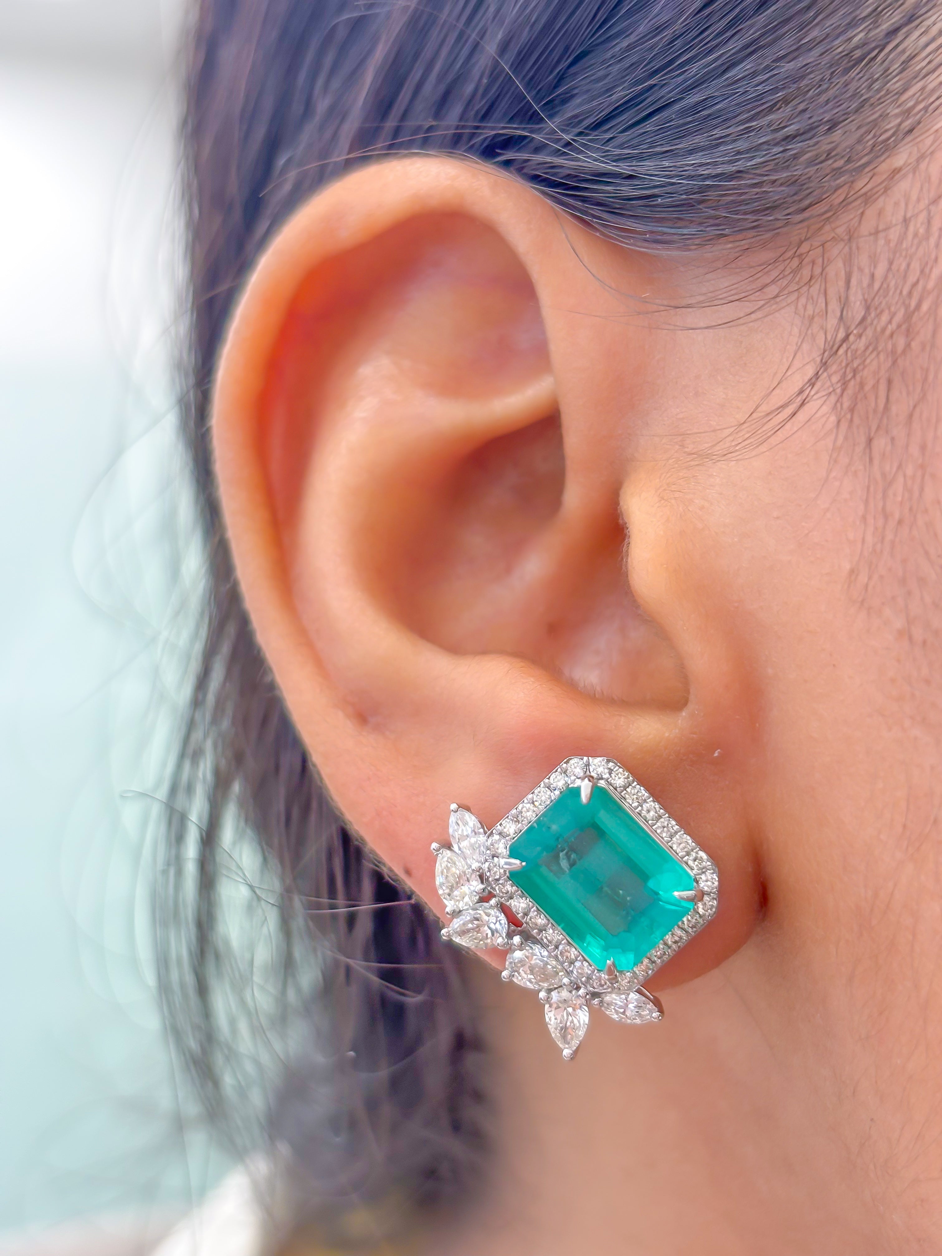 JPERG-3662/10150 Diamond Emerald Earring | 18K
