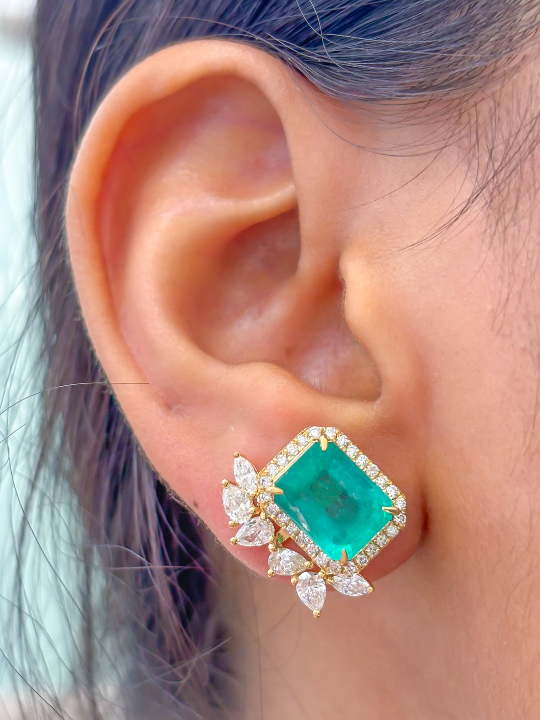 JPERG-3673/10167 Diamond Emerald Earring | 18K