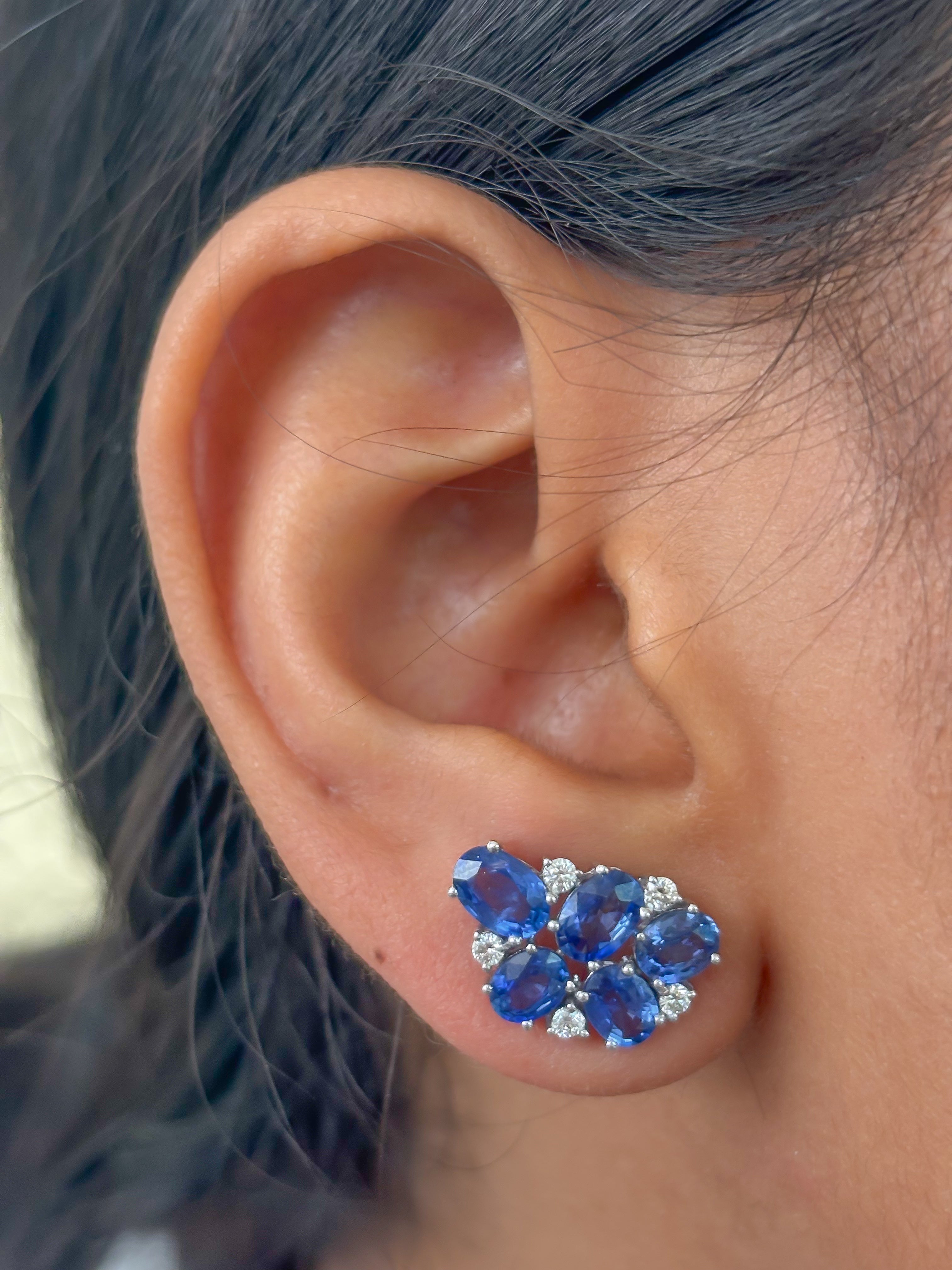 JPERG-3682/10185 Blue Sapphire Diamond Earring | 18K