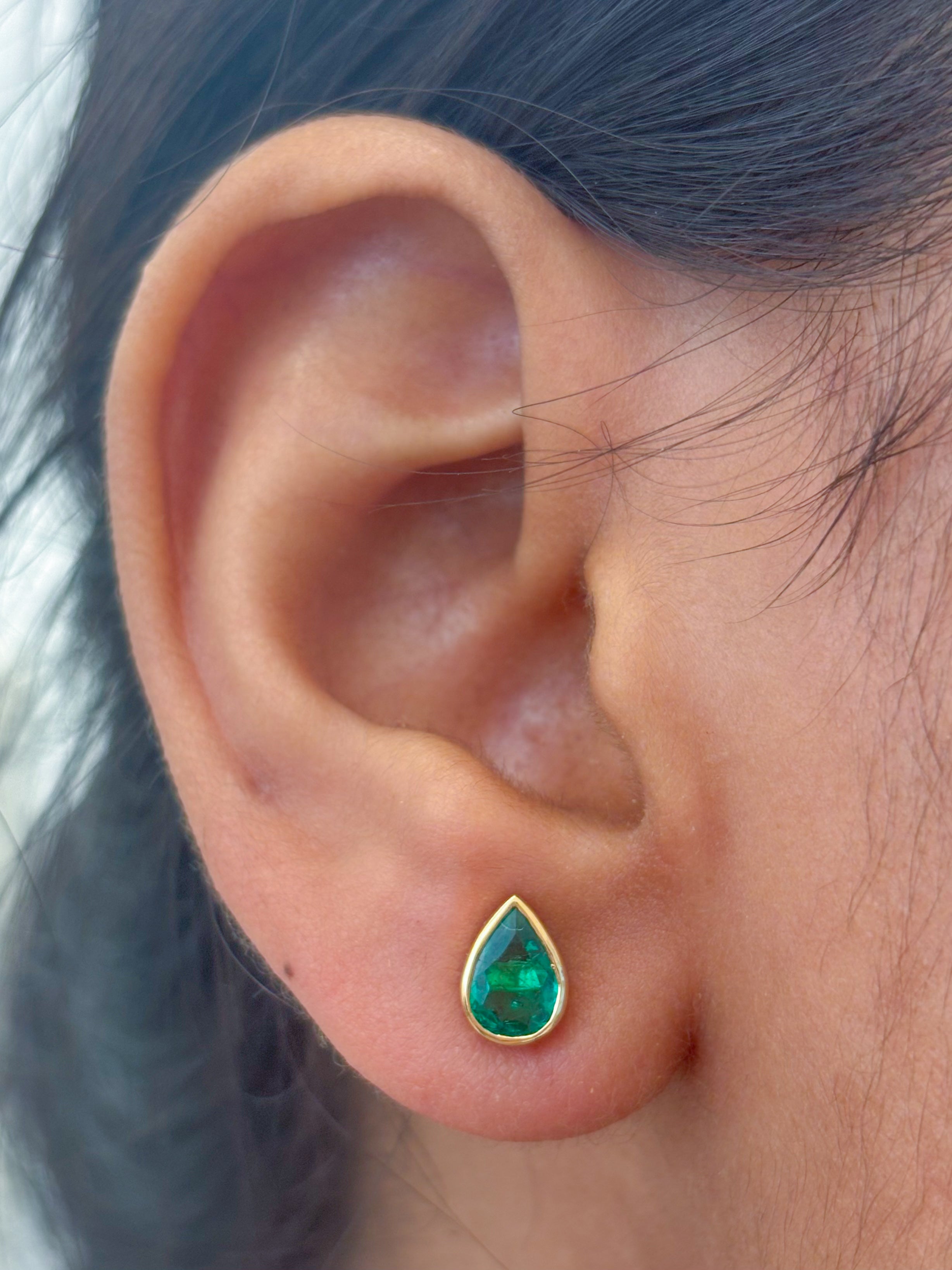 JPERG-3757/10461 Emerald Earring | 18K
