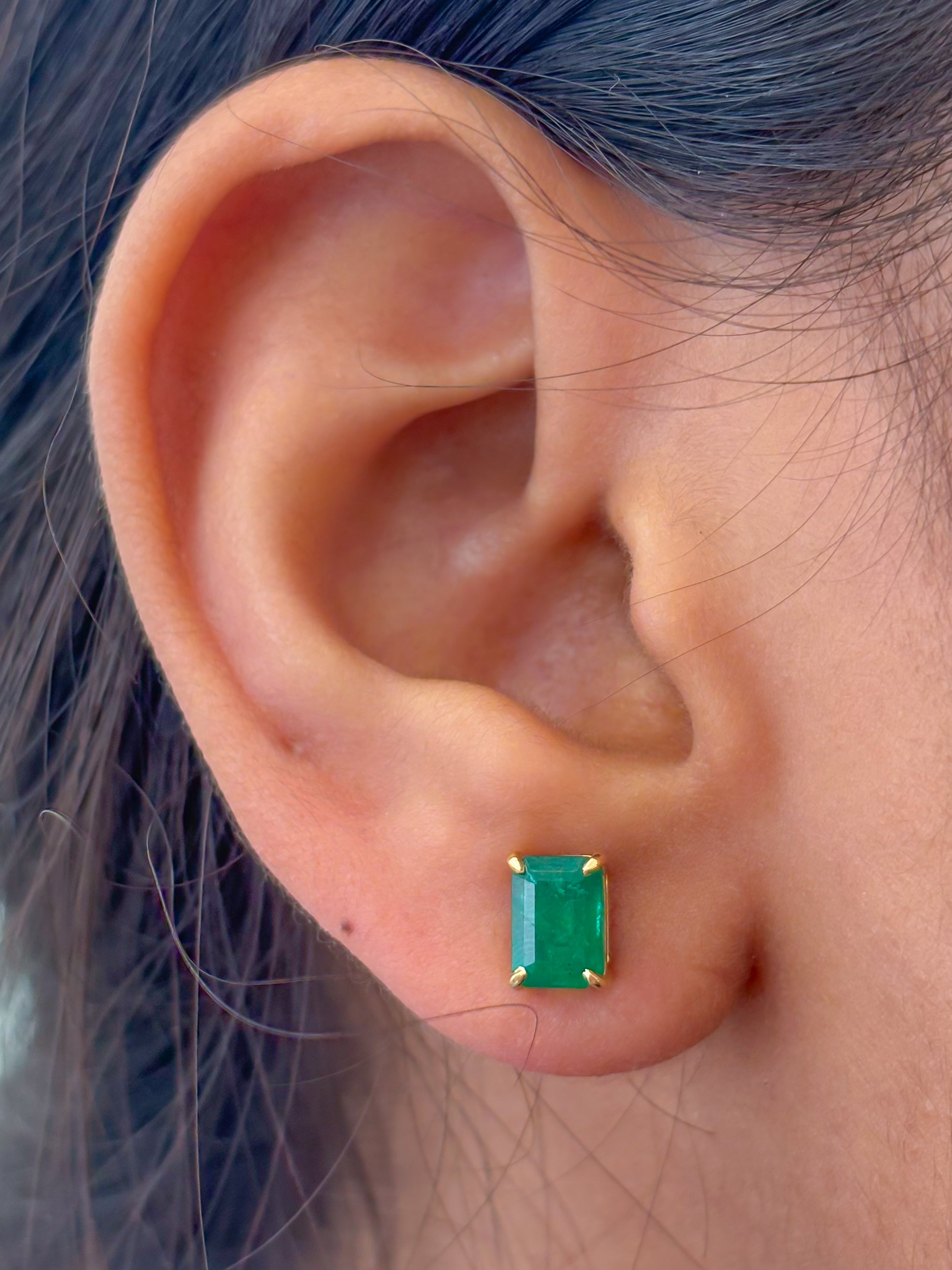 JPERG-3808/10588 Emerald Earring | 18K