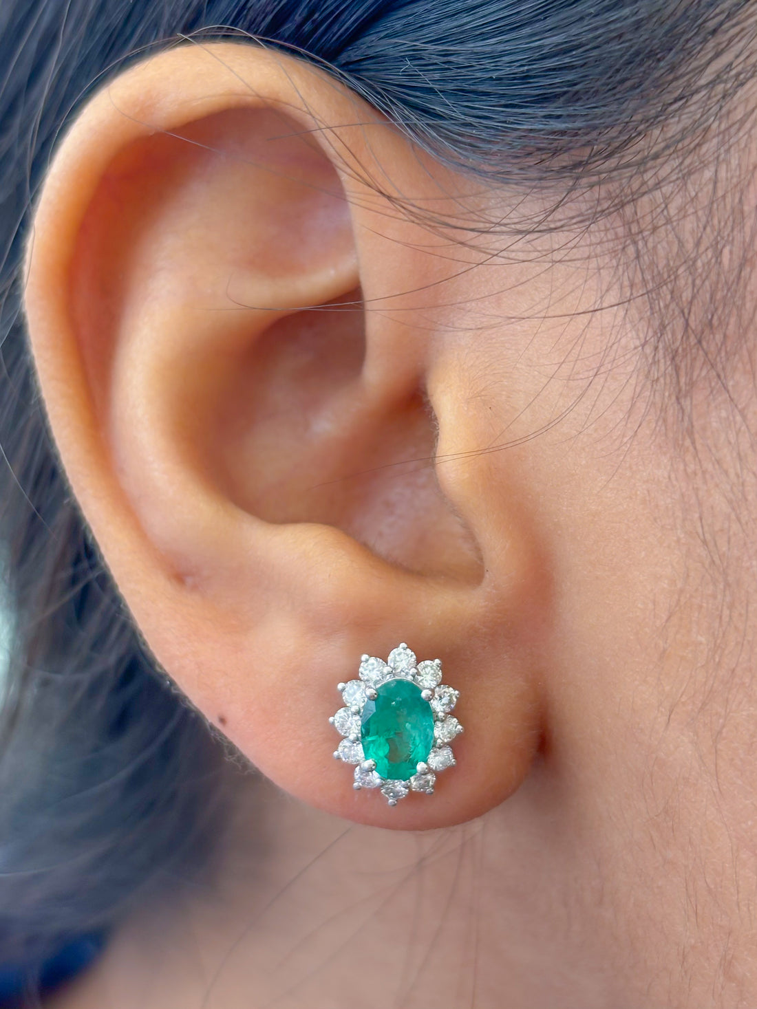JPERG-3812/10592 Emerald Diamond Earring | 14K