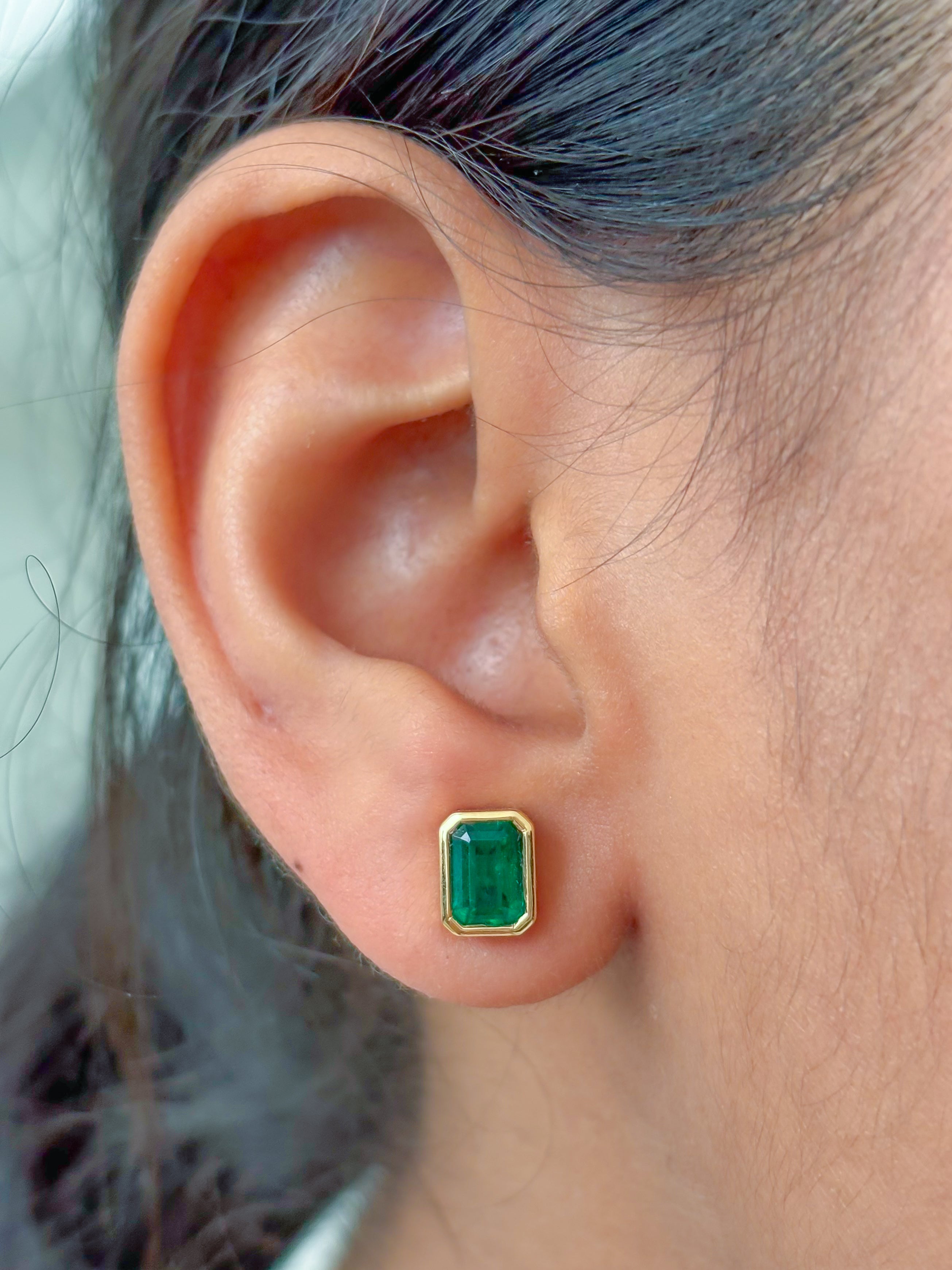 JPERG-3820/10618 Emerald Earring | 18K