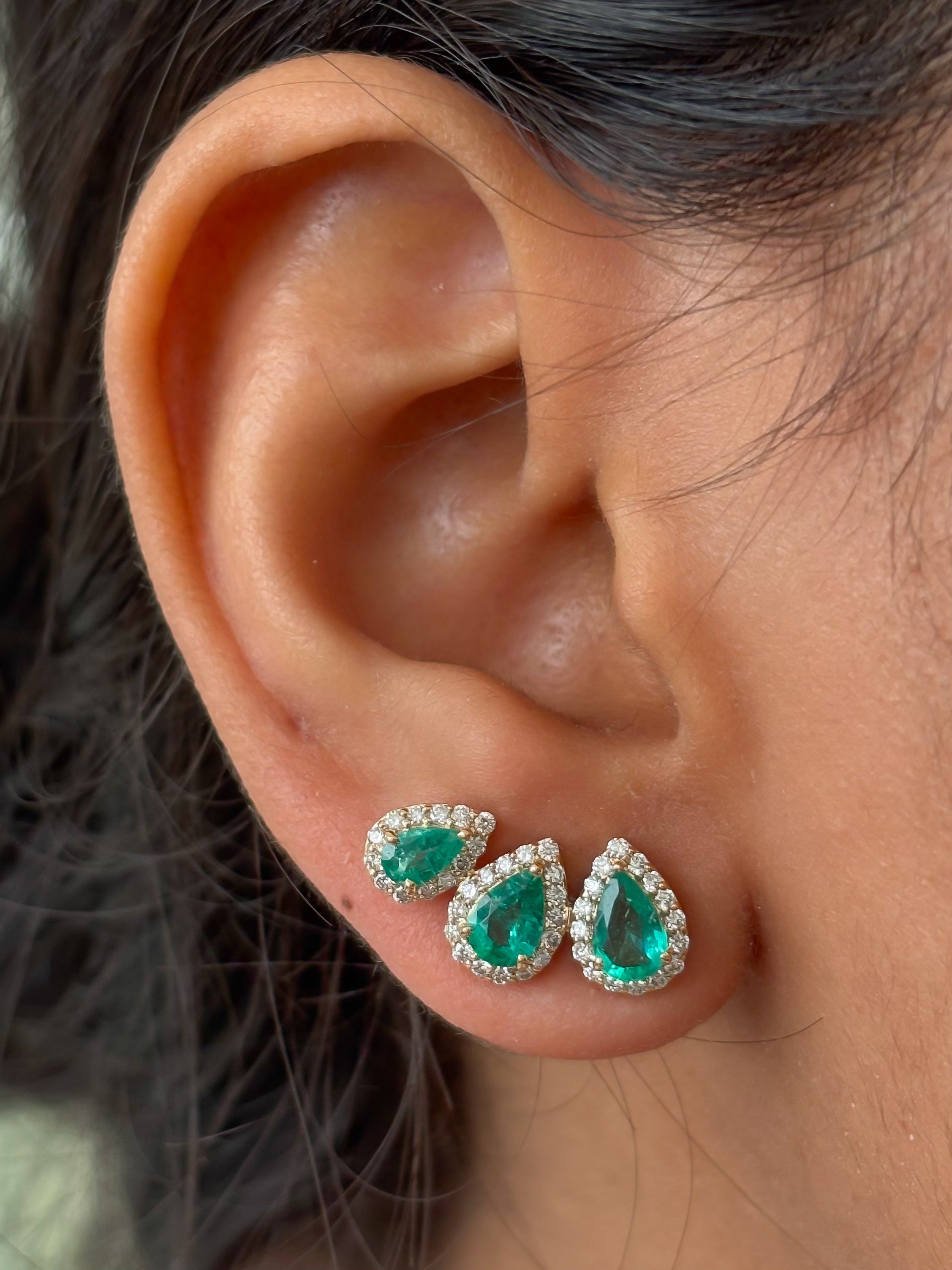 JPERG-3913/10828 Emerald Diamond Earring | 18K