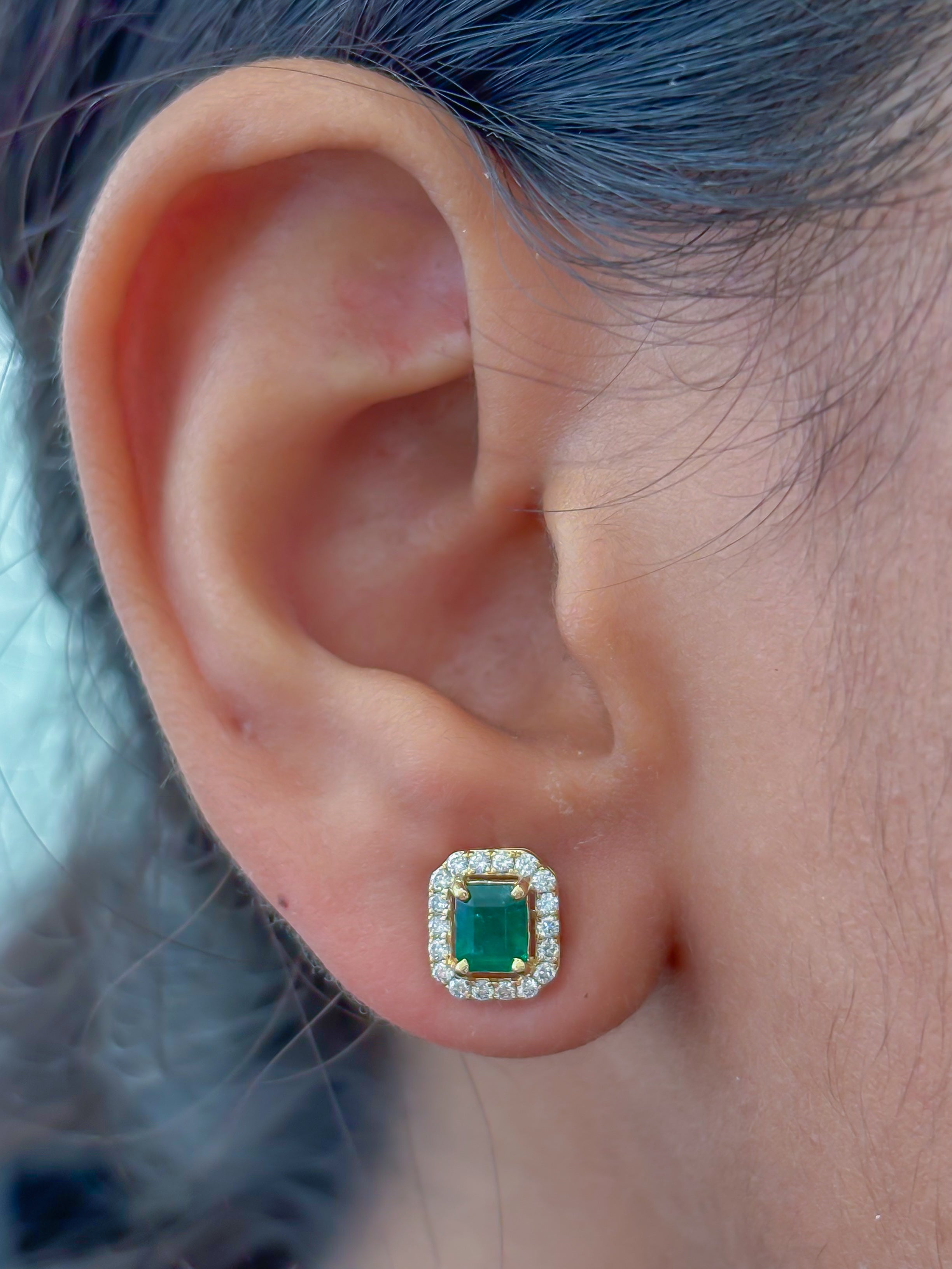 JPERG-3954/10896 Emerald Diamond Earring | 14K