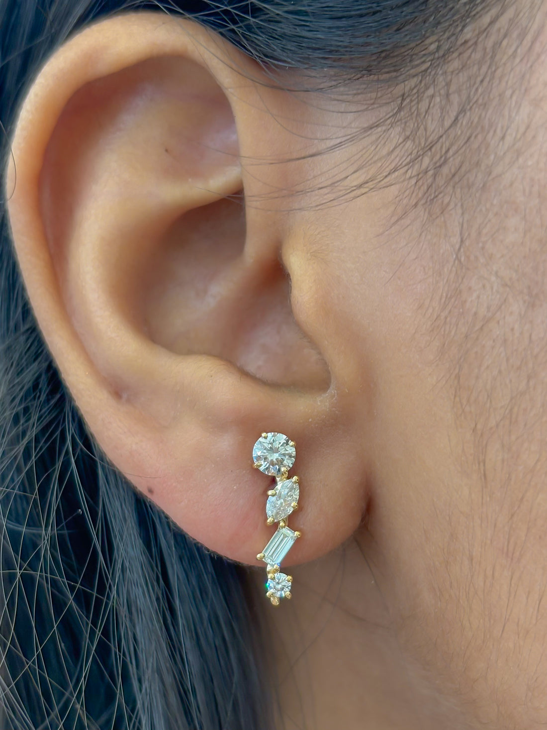 JPERG-4079/11240 Diamond Earring | 18K