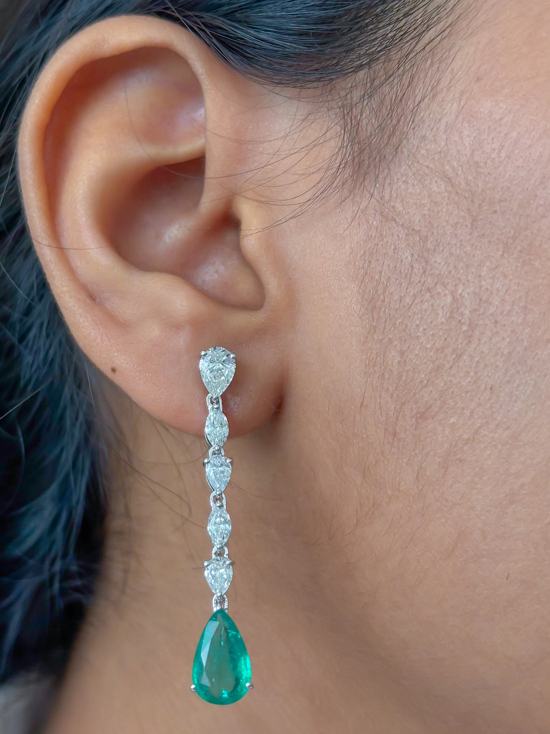 JPERG-4124/11377 Emerald Diamond Earring | 18K